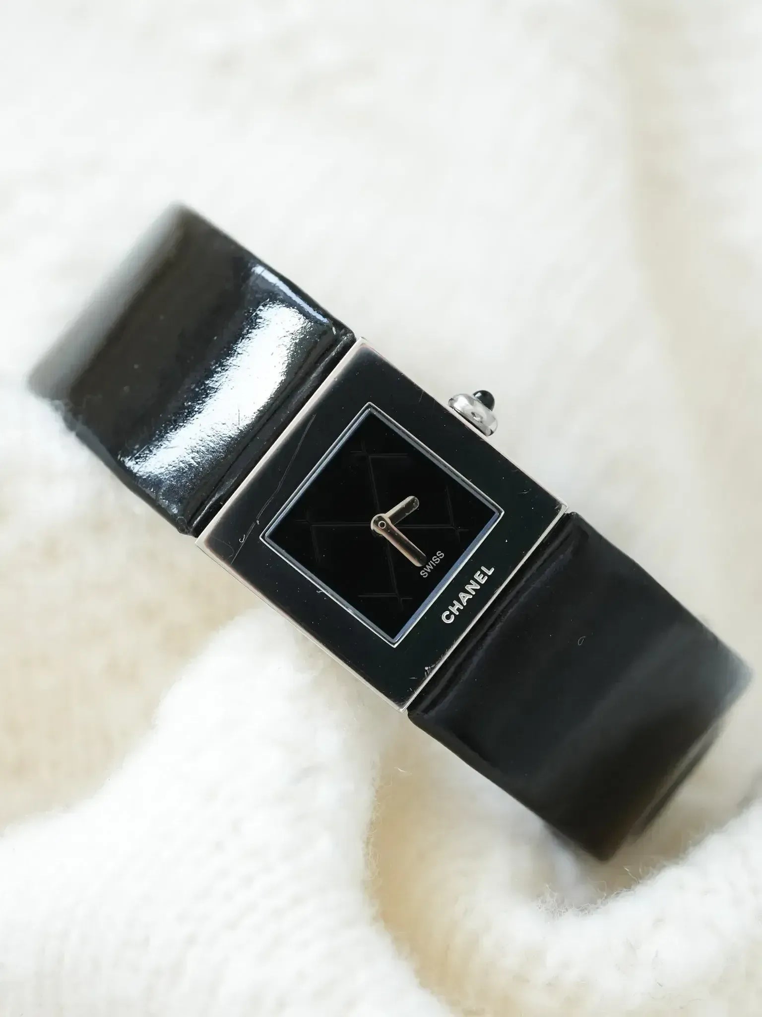 Chanel - Dress Watch Cadran Matelassé Noir - 1990s - Atelier Victor