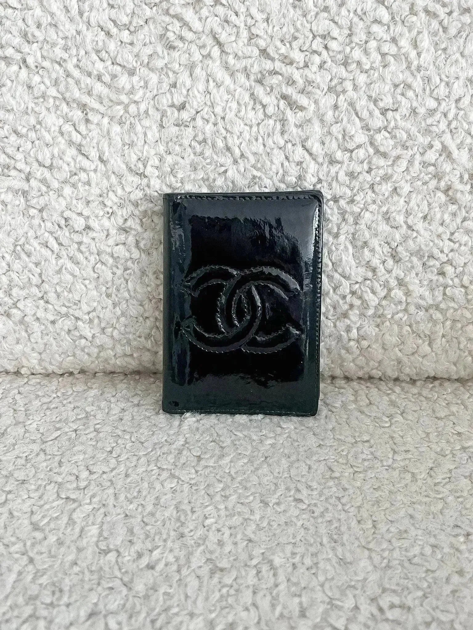 Chanel - Porte-cartes Cuir Verni Noir - Atelier Victor