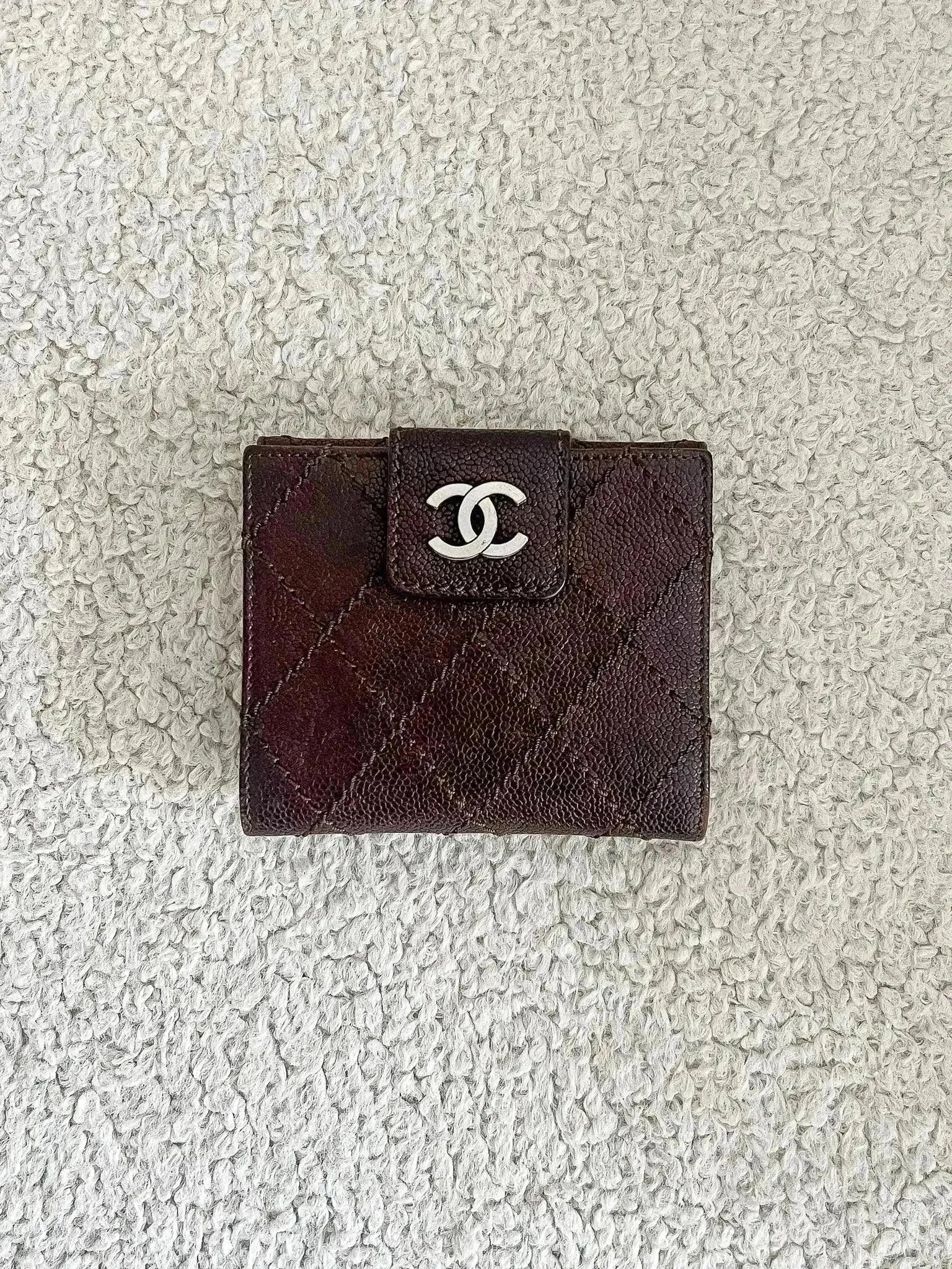 Chanel - Portefeuille Cuir Marron Quadrillé - Atelier Victor