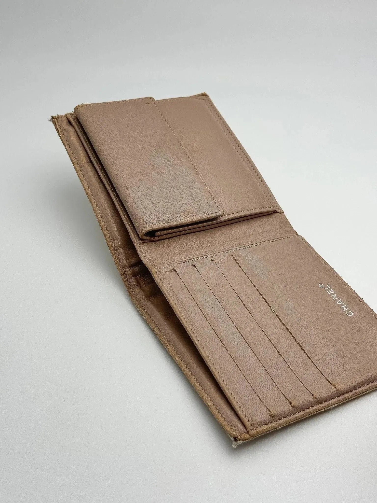 Chanel - Portefeuille en toile beige - Atelier Victor - Vintage Shop