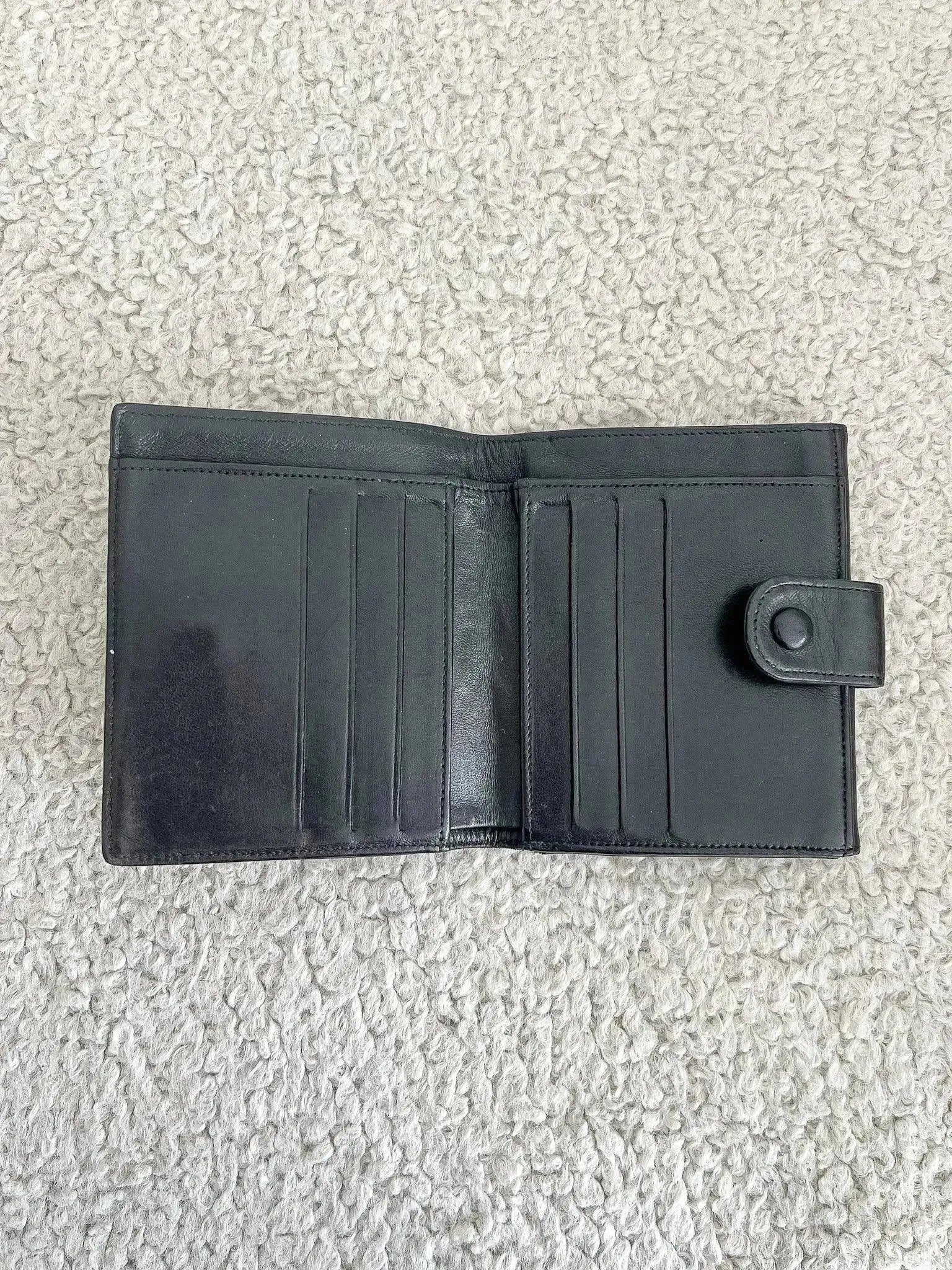 Chanel - Portefeuille Noir Brillant - Atelier Victor