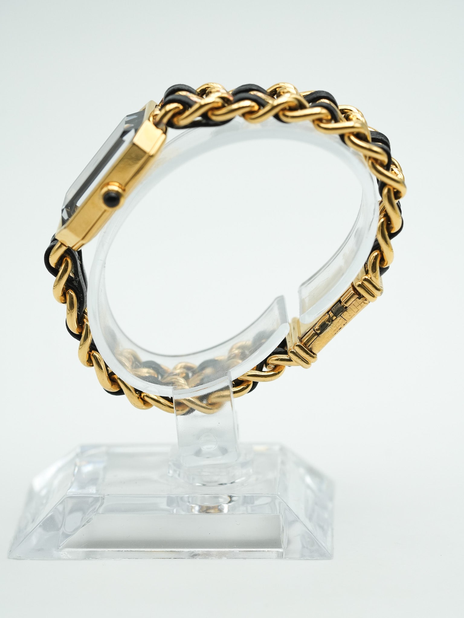 Chanel - Première Taille M Dorée et Cuir - 1990s - Atelier Victor - Vintage Shop