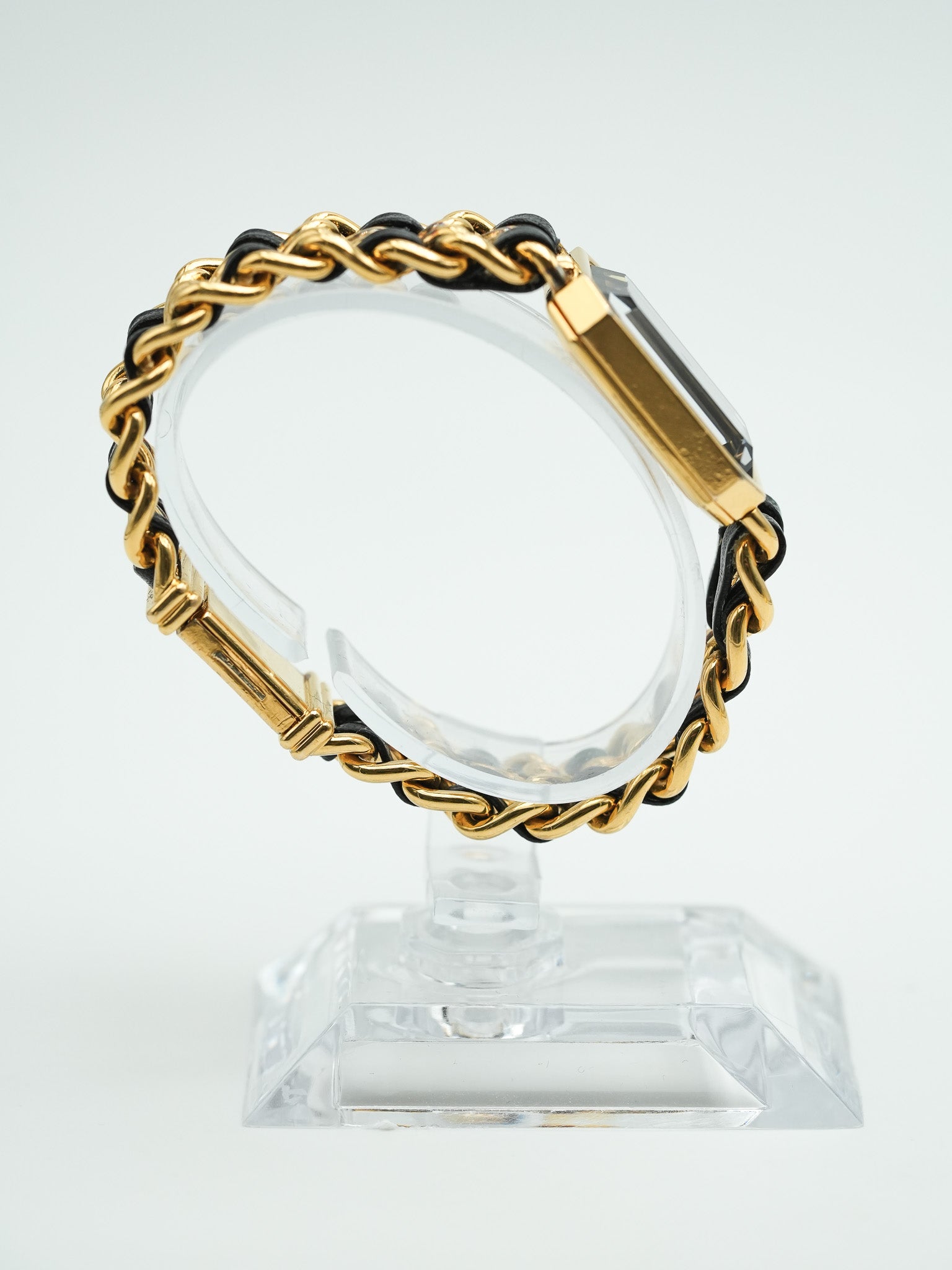 Chanel - Première Taille M Dorée et Cuir - 1990s - Atelier Victor - Vintage Shop