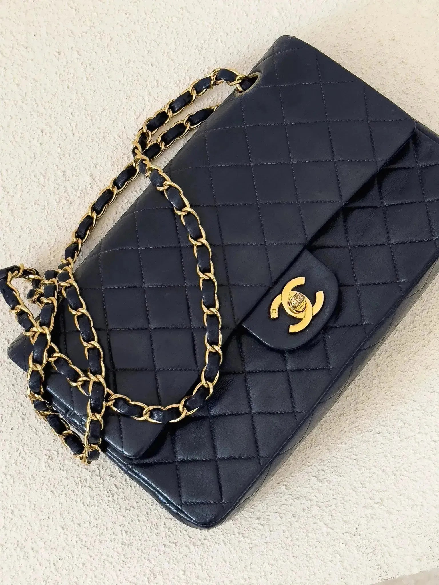 Chanel - Sac à main timeless vintage / classique en cuir - Atelier Victor - Vintage Shop