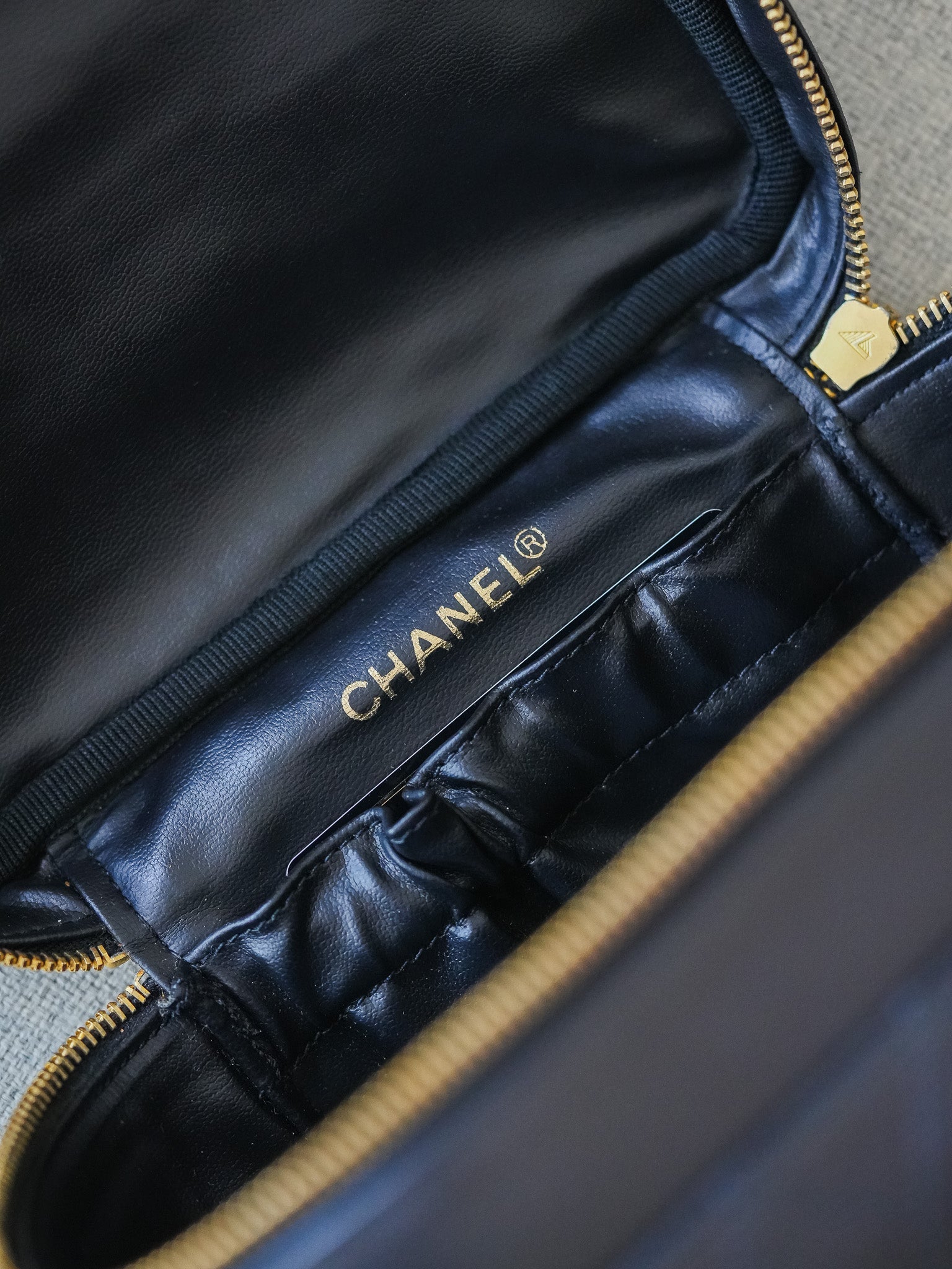 Chanel - Sac Vanity Matelassé - Atelier Victor - Vintage Shop