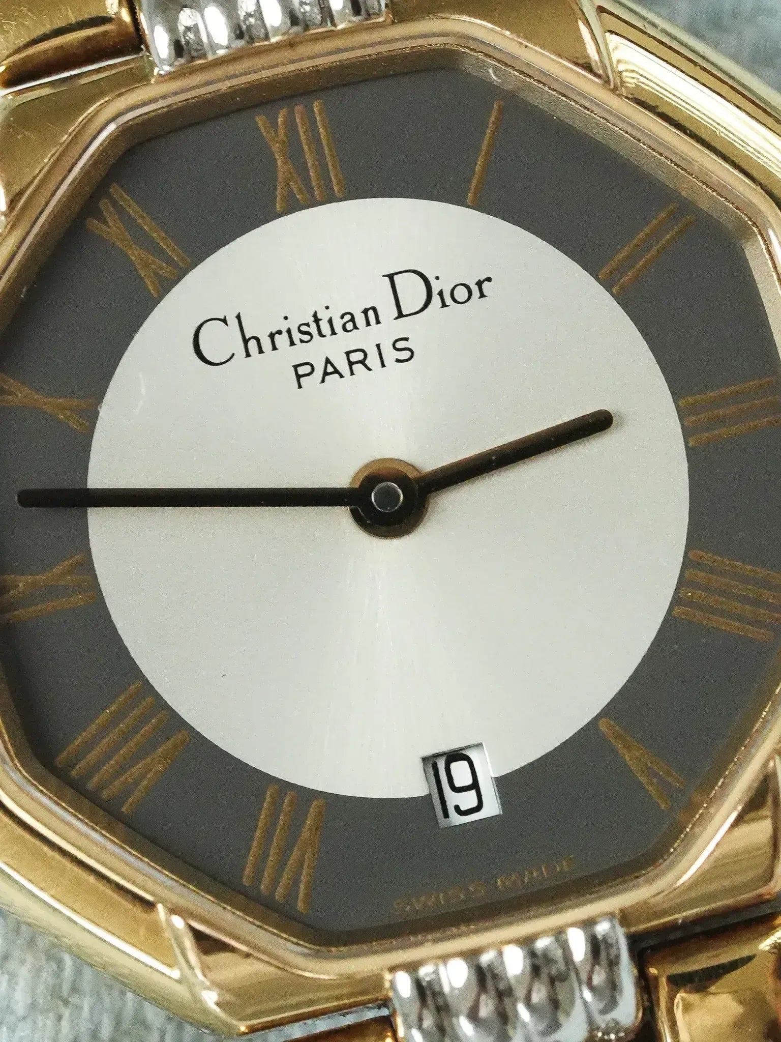 Christian Dior - 48.133 Octogonale Or Acier Cadran Gris - 1990s - Atelier Victor