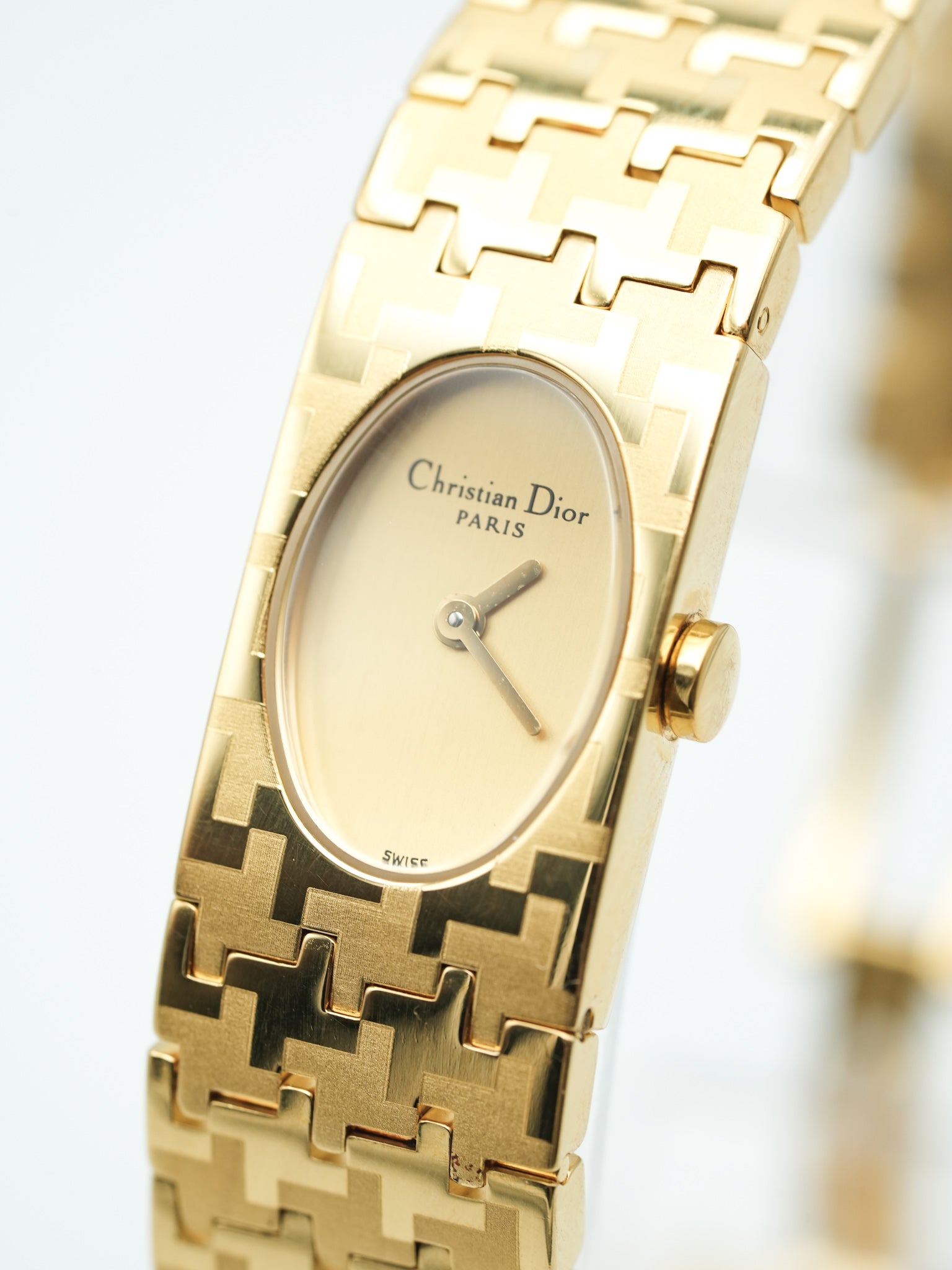 Christian Dior - Bracelet Intégré Or Femme D70-150 - 1990s - Atelier Victor Paris - Vintage Watch Shop Dubai
