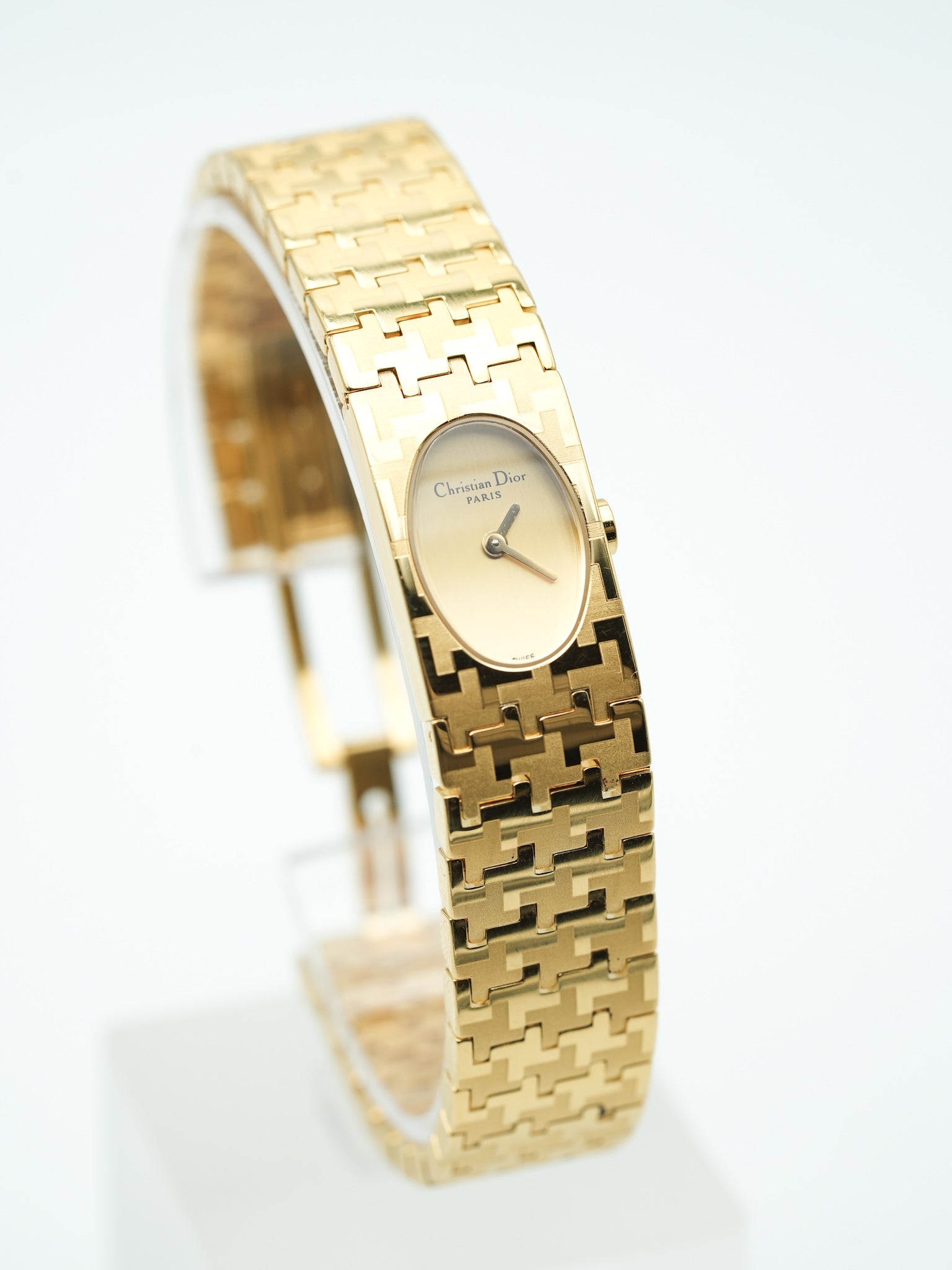 Christian Dior - Bracelet Intégré Or Femme D70-150 - 1990s - Atelier Victor Paris - Vintage Watch Shop Dubai
