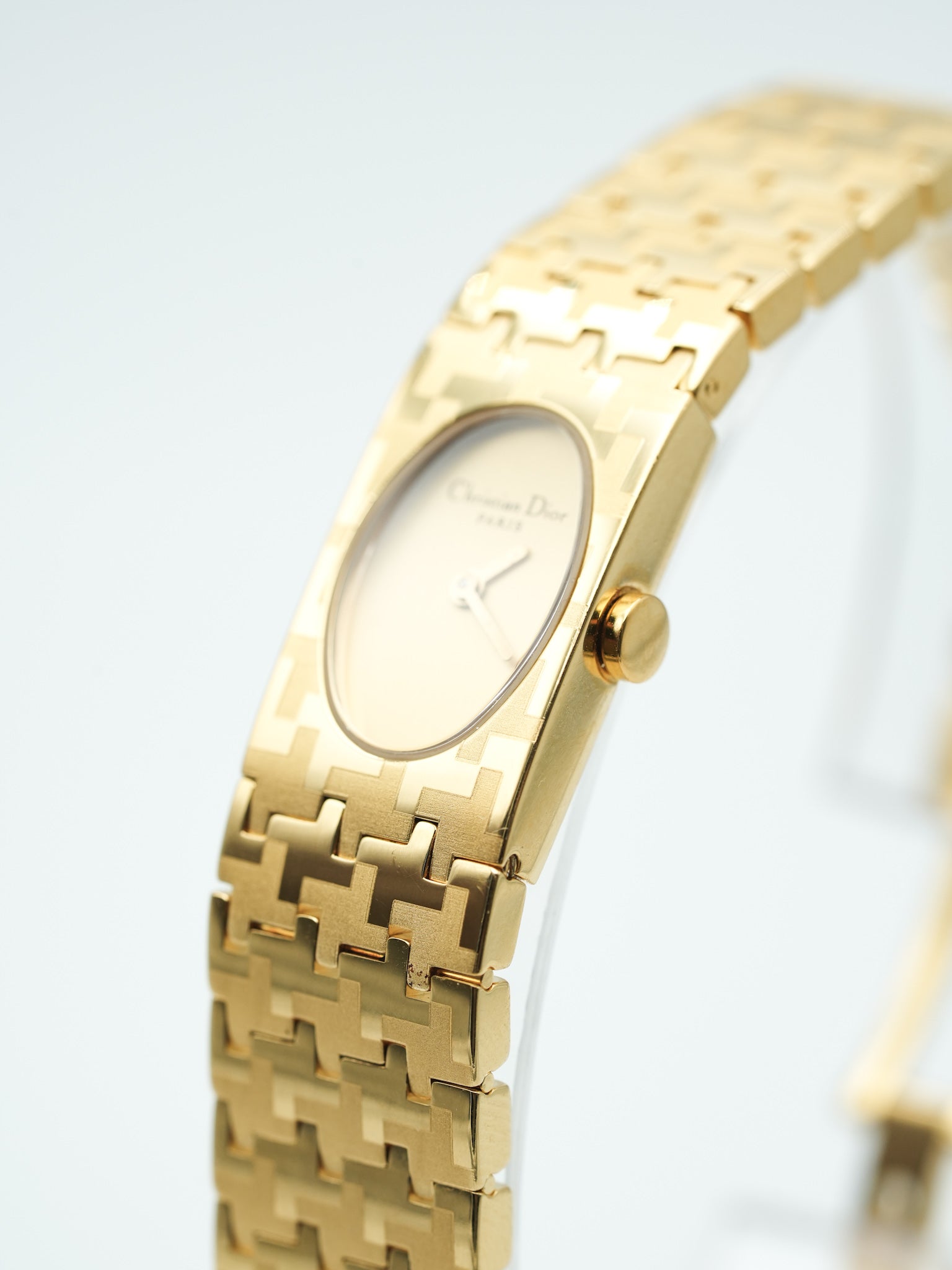 Christian Dior - Bracelet Intégré Or Femme D70-150 - 1990s - Atelier Victor Paris - Vintage Watch Shop Dubai