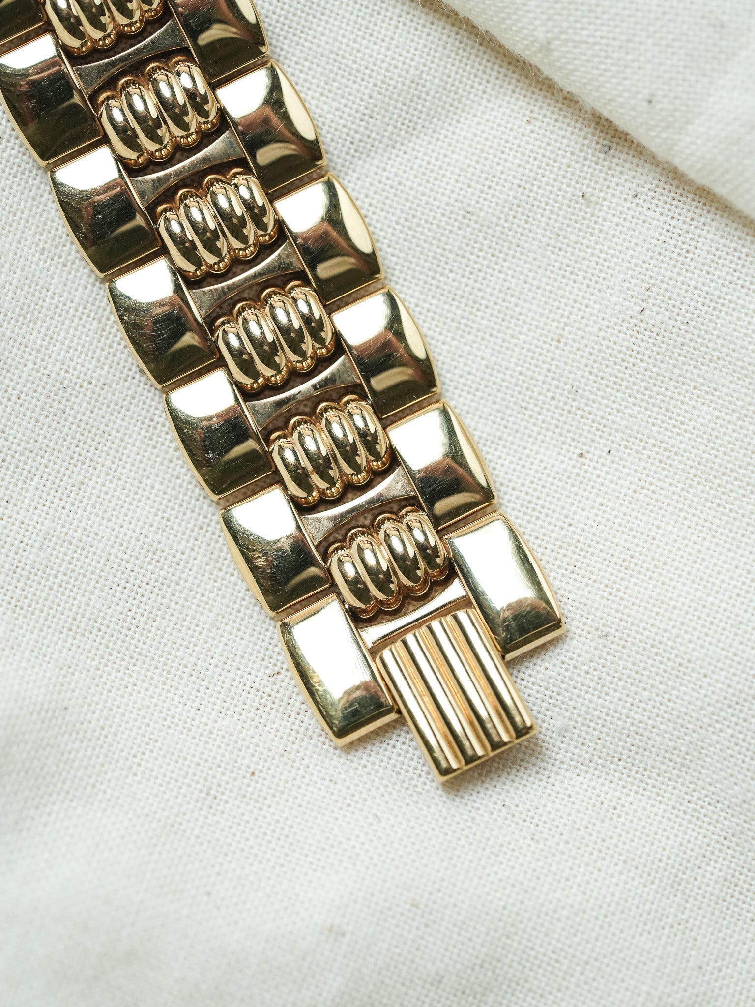 Christian Dior Paris - Octogonal Or 32mm - 1990s - Atelier Victor - Vintage Shop