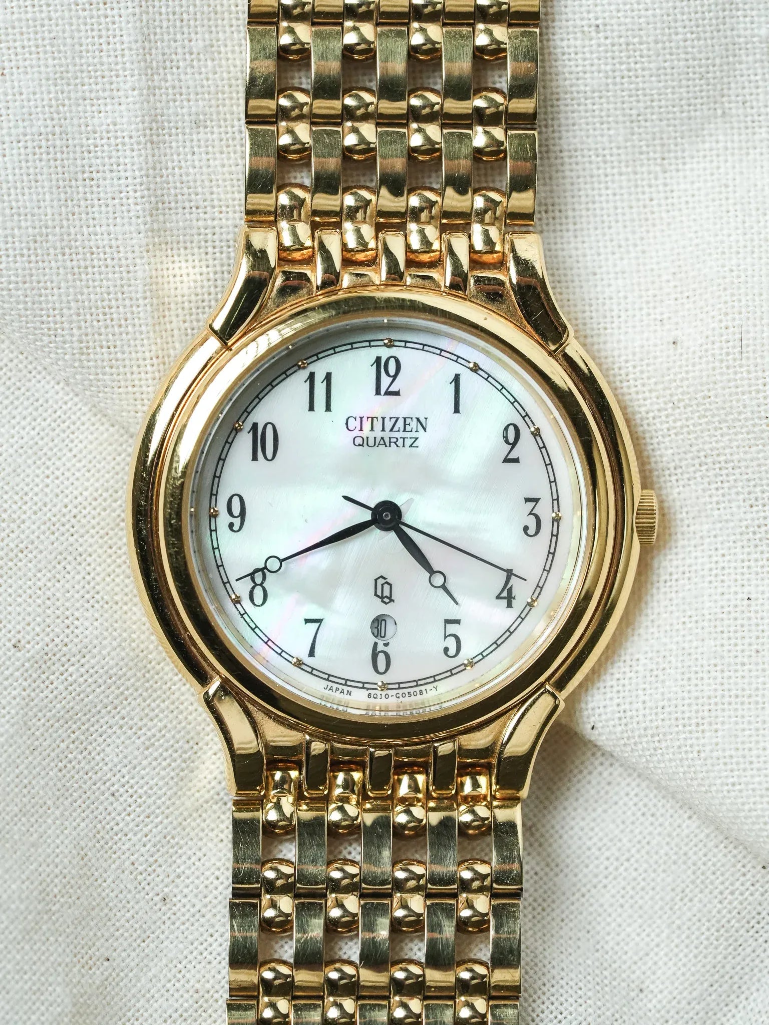 Citizen - Bracelet Maille Or Cadran nacre date - 1997 - Atelier Victor