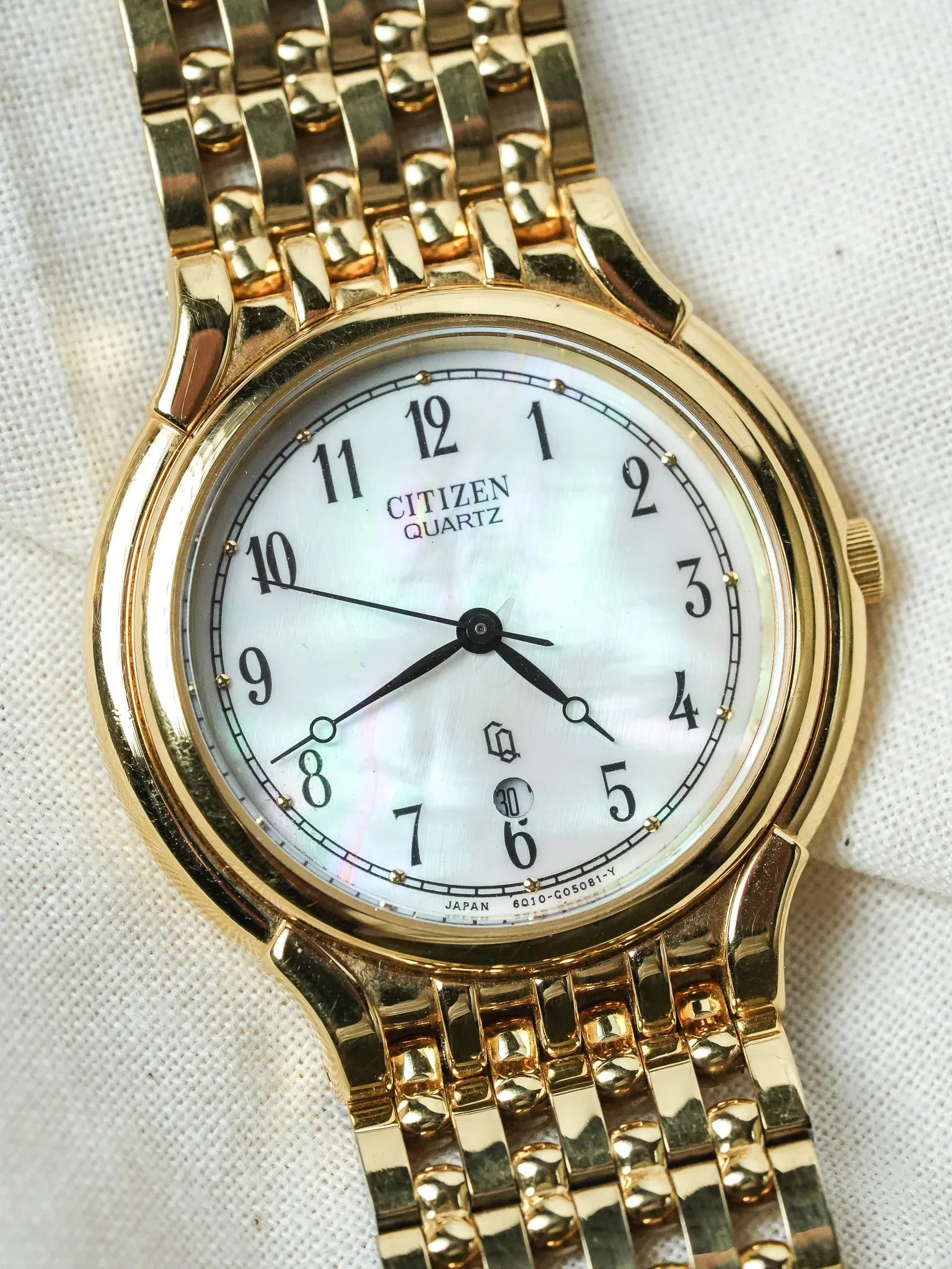 Citizen - Bracelet Maille Or Cadran nacre date - 1997 - Atelier Victor