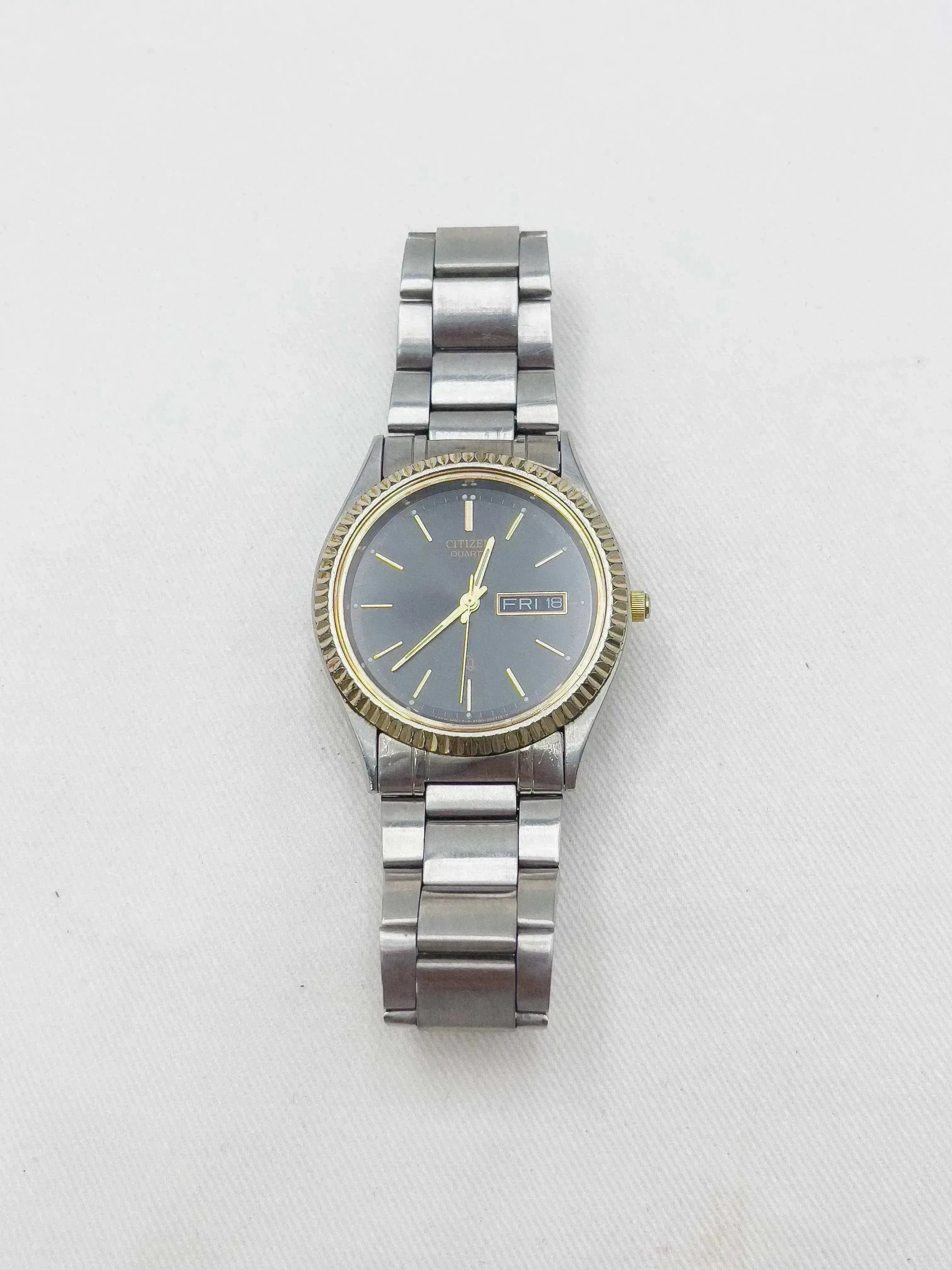 Citizen - Daydate Cadran noir Lunette cannelée - 1986 - Atelier Victor