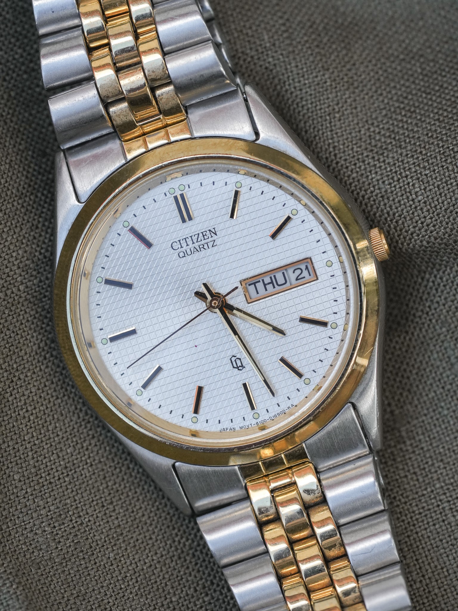 Citizen - Daydate Jubilee Acier OR - 1990s - Atelier Victor - Vintage Shop