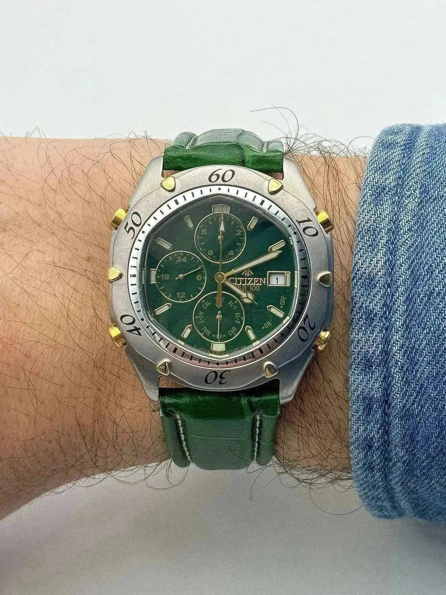 Citizen - Green Alarm Chronograph NOS - FULL SET - 2000s - Atelier Victor