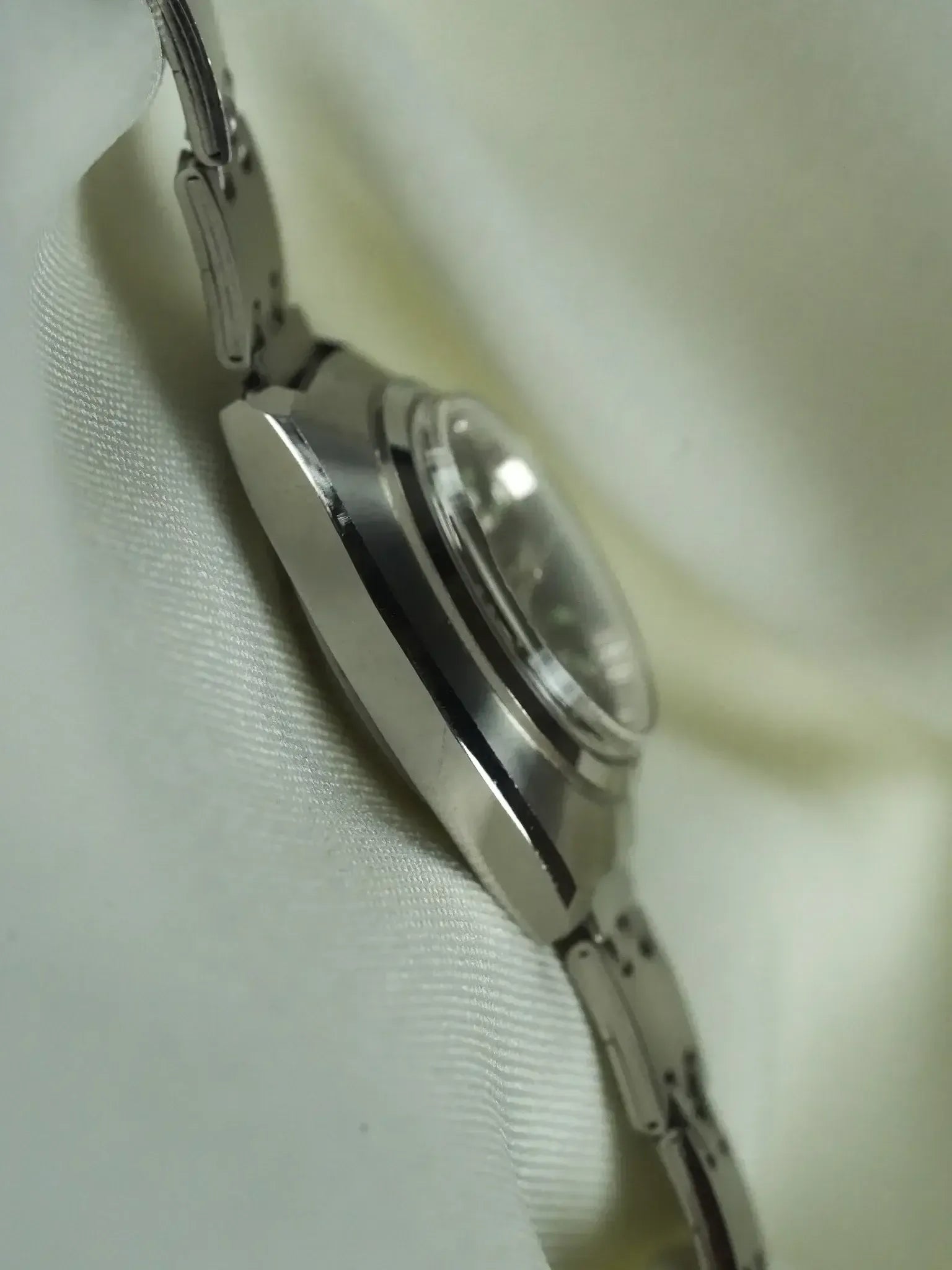 Citizen - Mini Disco Volante Moka Bracelet Acier - Neuve de Stock - 1980s - Atelier Victor