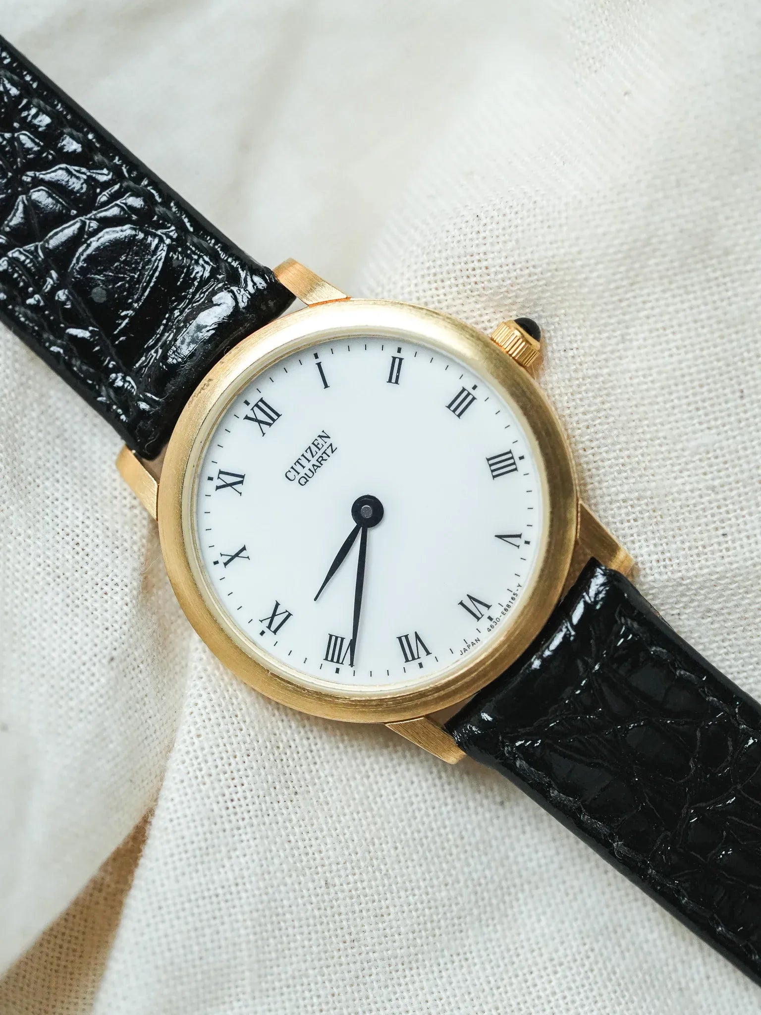 Citizen - Mini Montre habillée Cabochon Or Chiffres Romain - NOS - 1991 - Atelier Victor