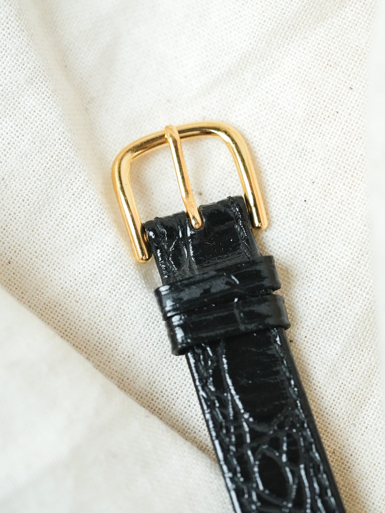 Citizen - Mini Montre habillée Cabochon Or Chiffres Romain - NOS - 1991 - Atelier Victor - Vintage Shop