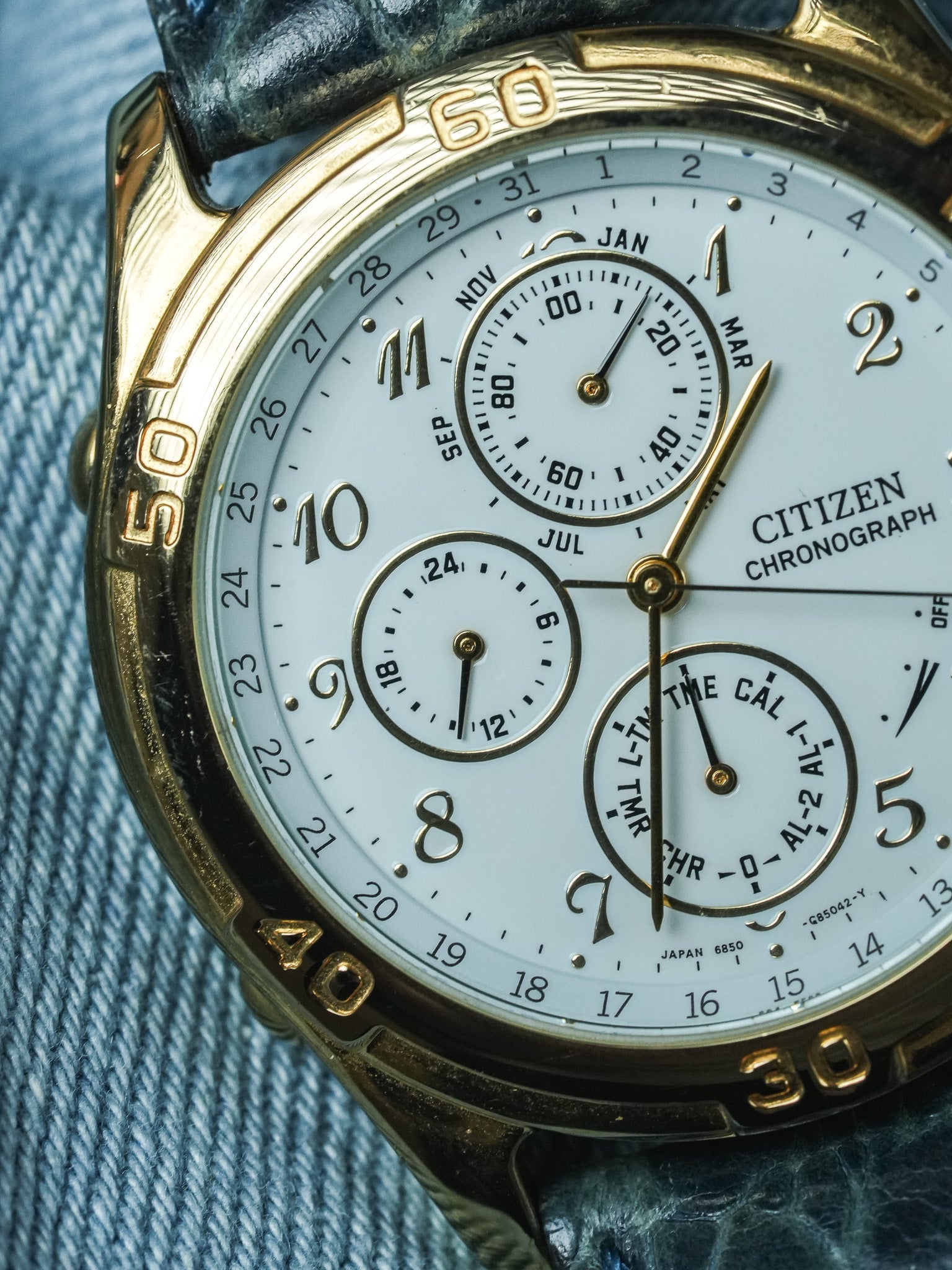 Citizen - Multifonction Or cadran blanc - 1995 - Atelier Victor - Vintage Shop