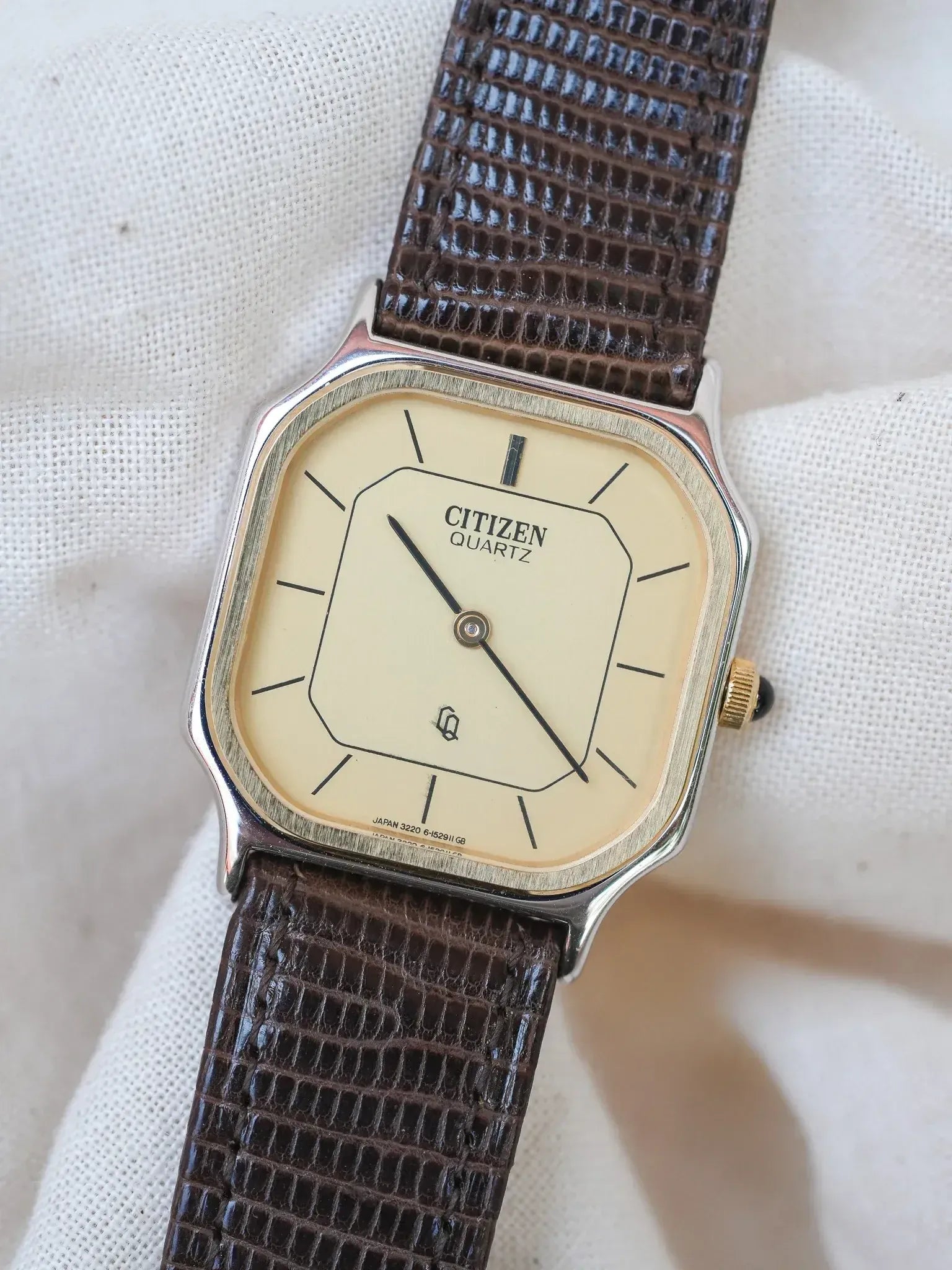 Citizen - Octogonale Bicolore Cadran Or - NOS - 1982 - Atelier Victor