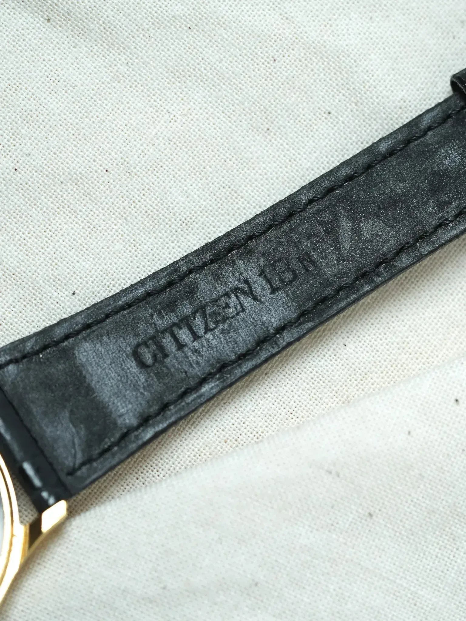 Citizen - Ronde Extra-Plate Or Date 6H - NOS - 1990 - Atelier Victor