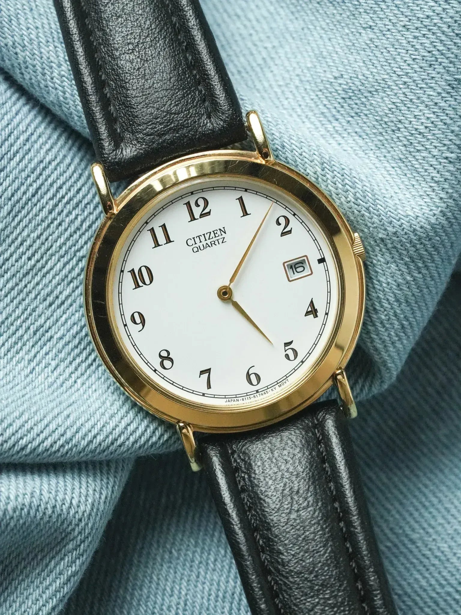 Citizen - Ronde Or cadran blanc date 3H - 1992 - Atelier Victor