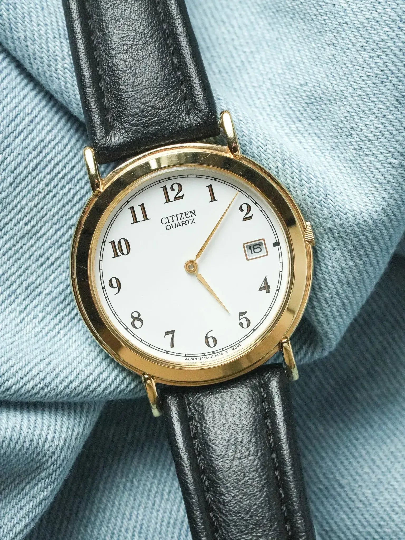 Citizen - Ronde Or cadran blanc date 3H - 1992 - Atelier Victor