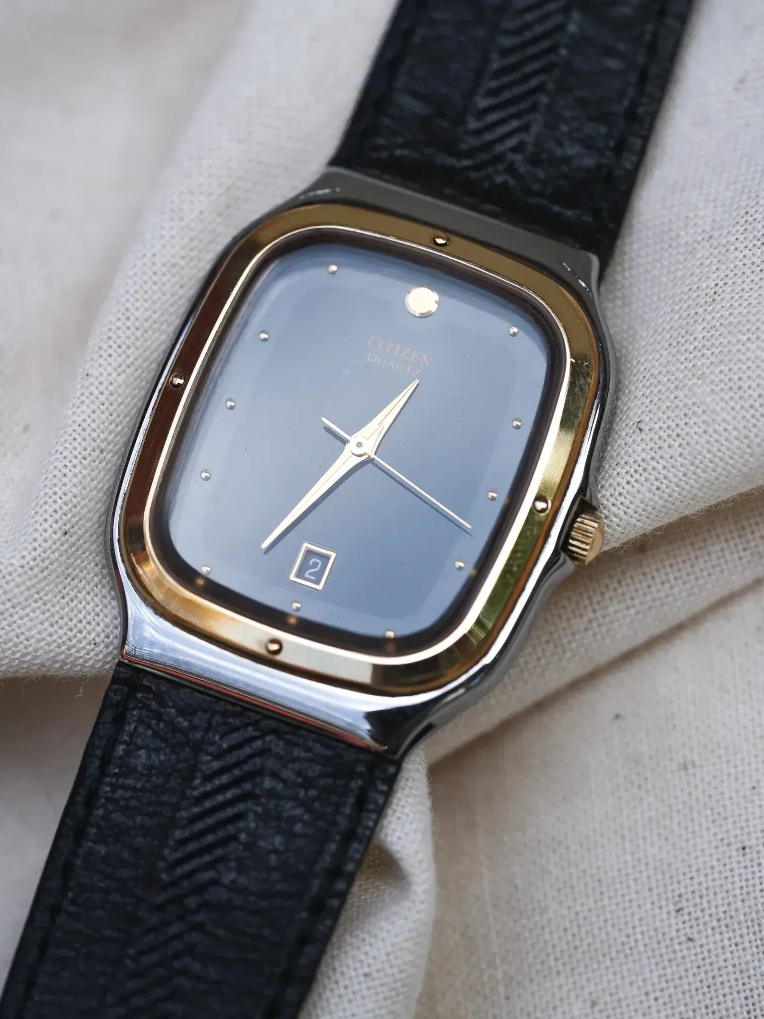 Citizen - Tank Acier Lunette or date 6h - NOS - 1985 - Atelier Victor