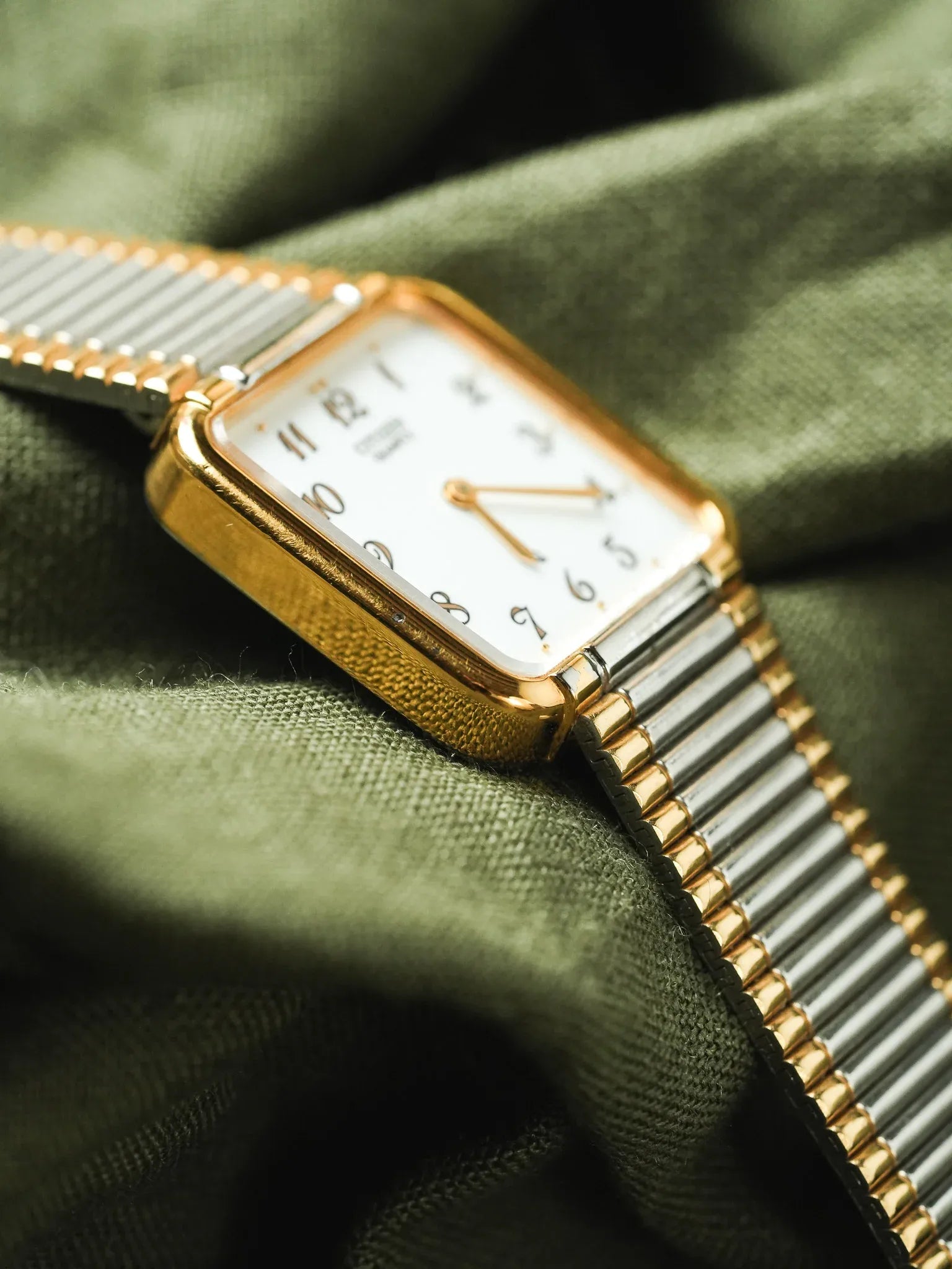 Citizen - Tank bracelet intégré acier or - NOS - 1990s - Atelier Victor