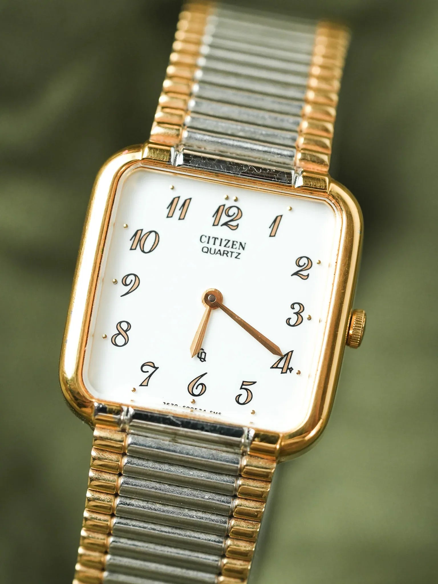 Citizen - Tank bracelet intégré acier or - NOS - 1990s - Atelier Victor