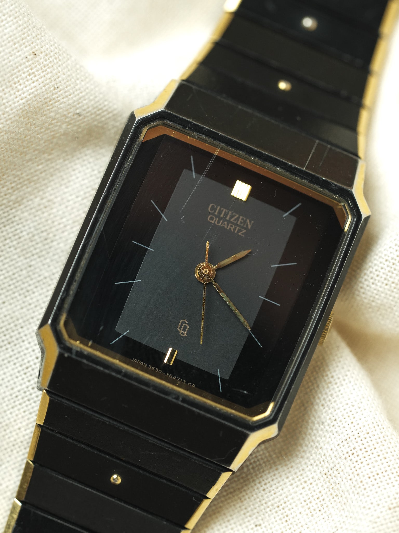 Citizen - Tank PVD noir OR - 1985 - Atelier Victor - Vintage Shop