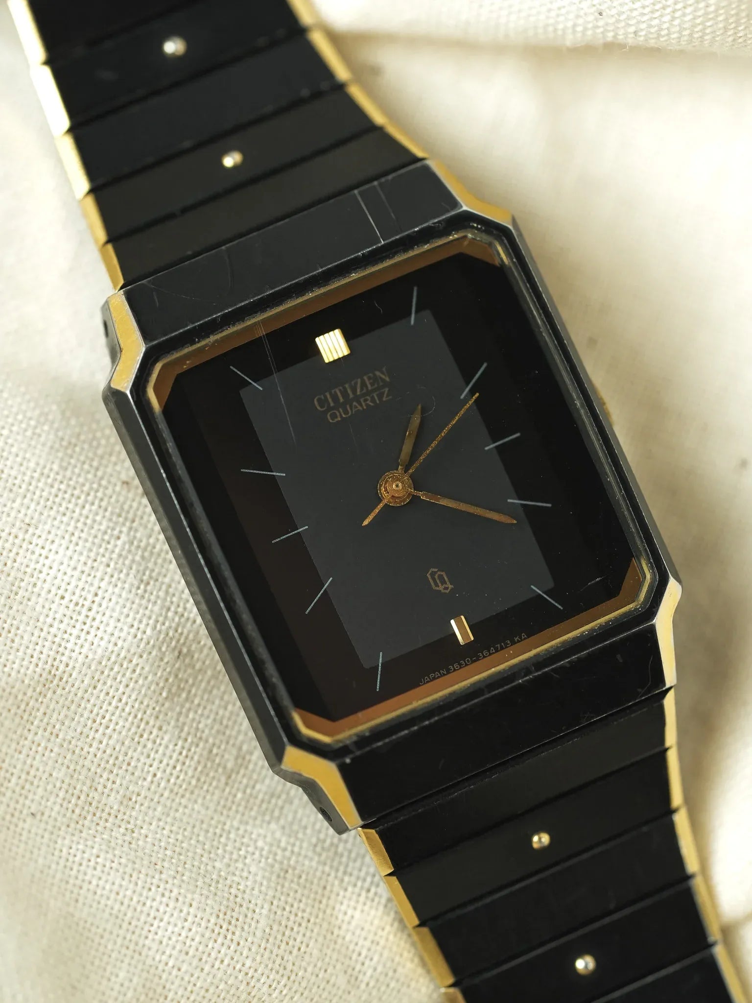 Citizen - Tank PVD noir OR - 1985 - Atelier Victor - Vintage Shop