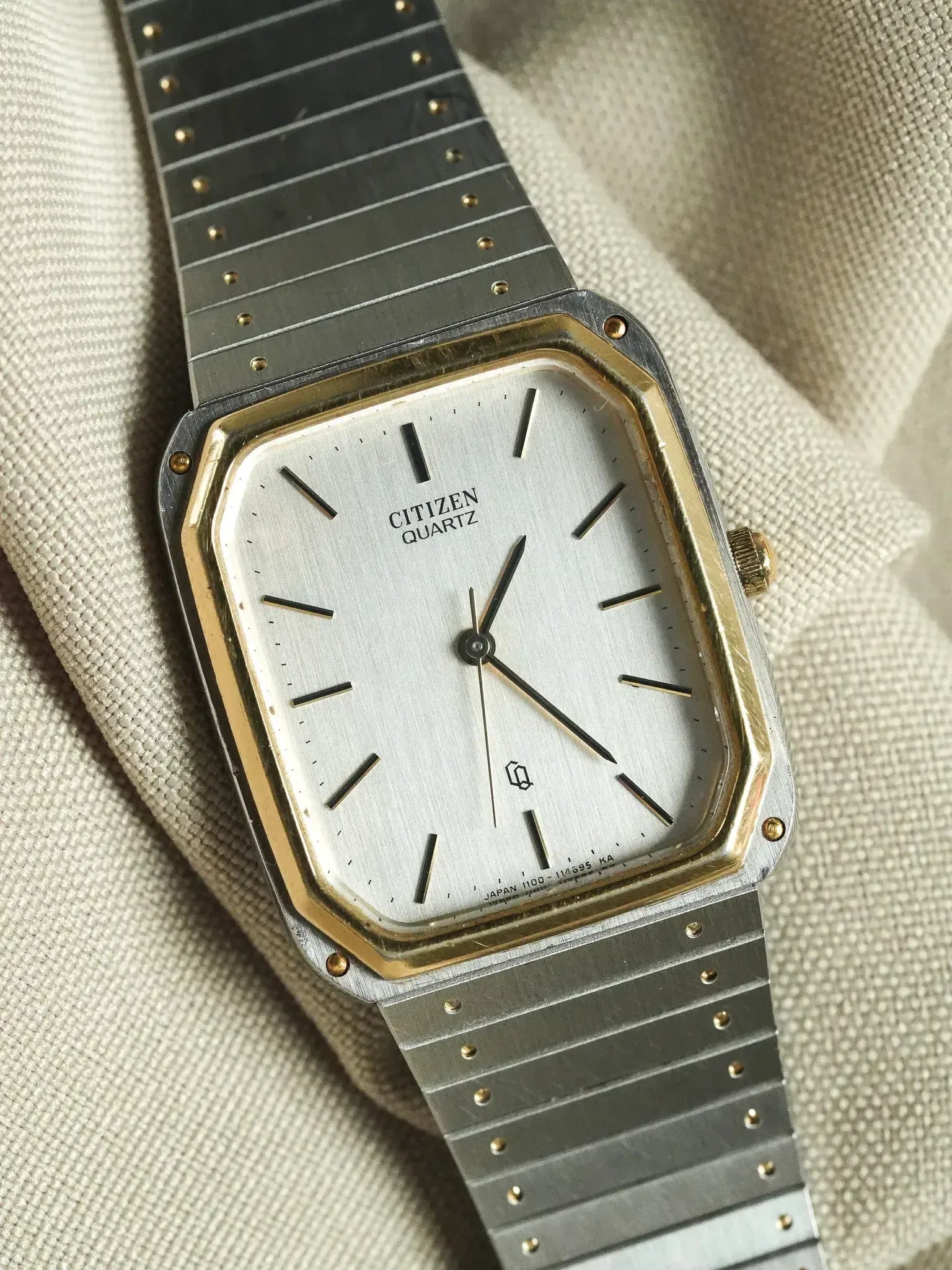 Citizen - Tank Royal Acier Or bracelet intégré - 1991 - Atelier Victor