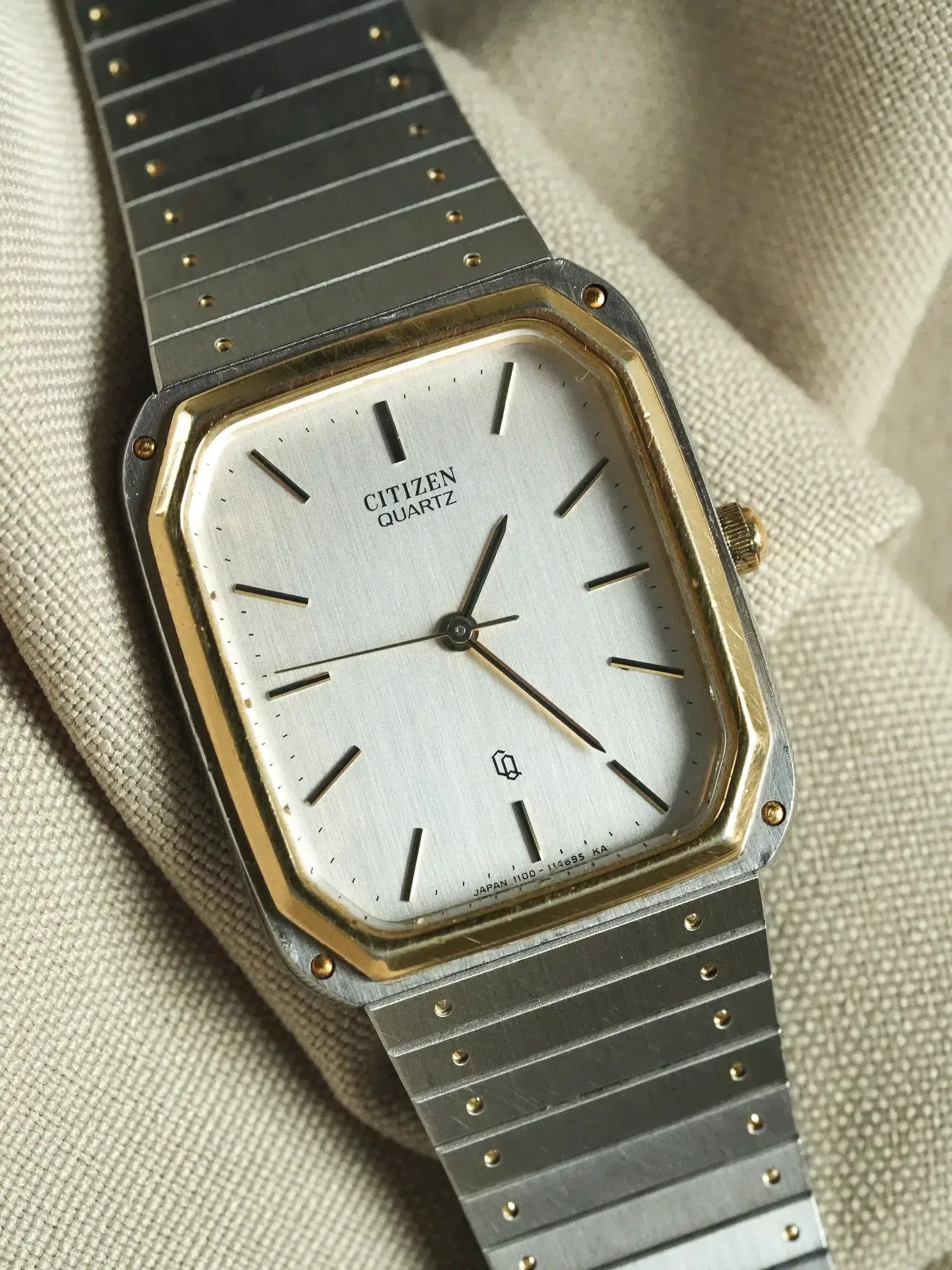 Citizen - Tank Royal Acier Or bracelet intégré - 1991 - Atelier Victor