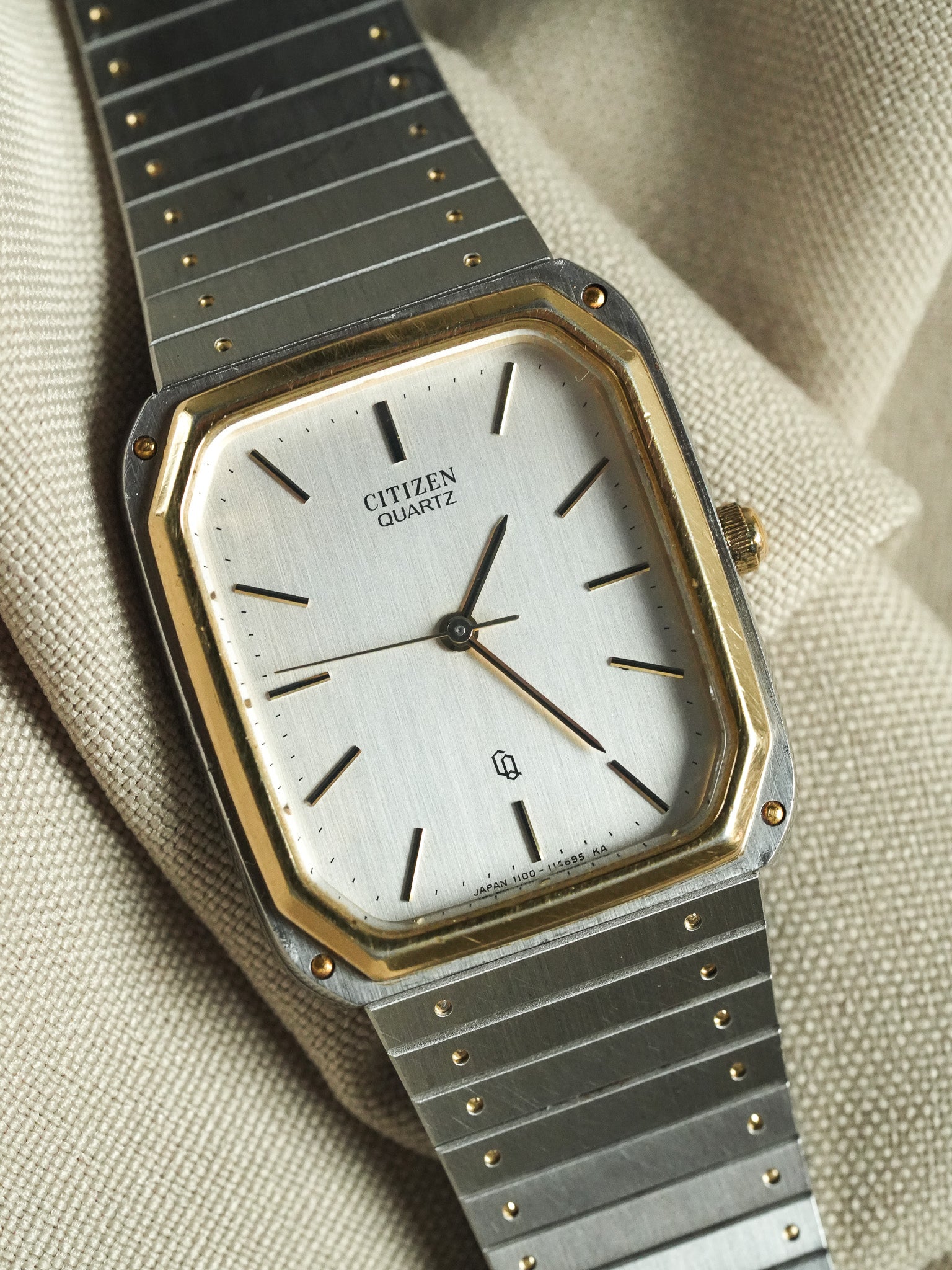 Citizen - Tank Royal Acier Or bracelet intégré - 1991 - Atelier Victor - Vintage Shop