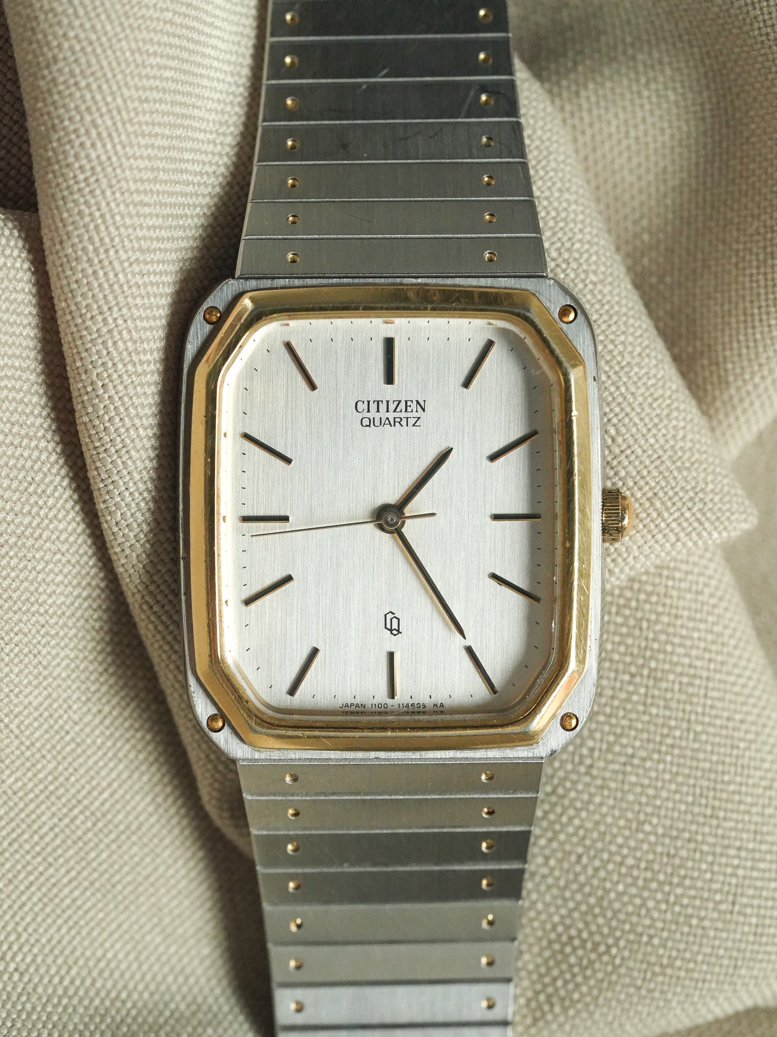Citizen - Tank Royal Acier Or bracelet intégré - 1991 - Atelier Victor - Vintage Shop