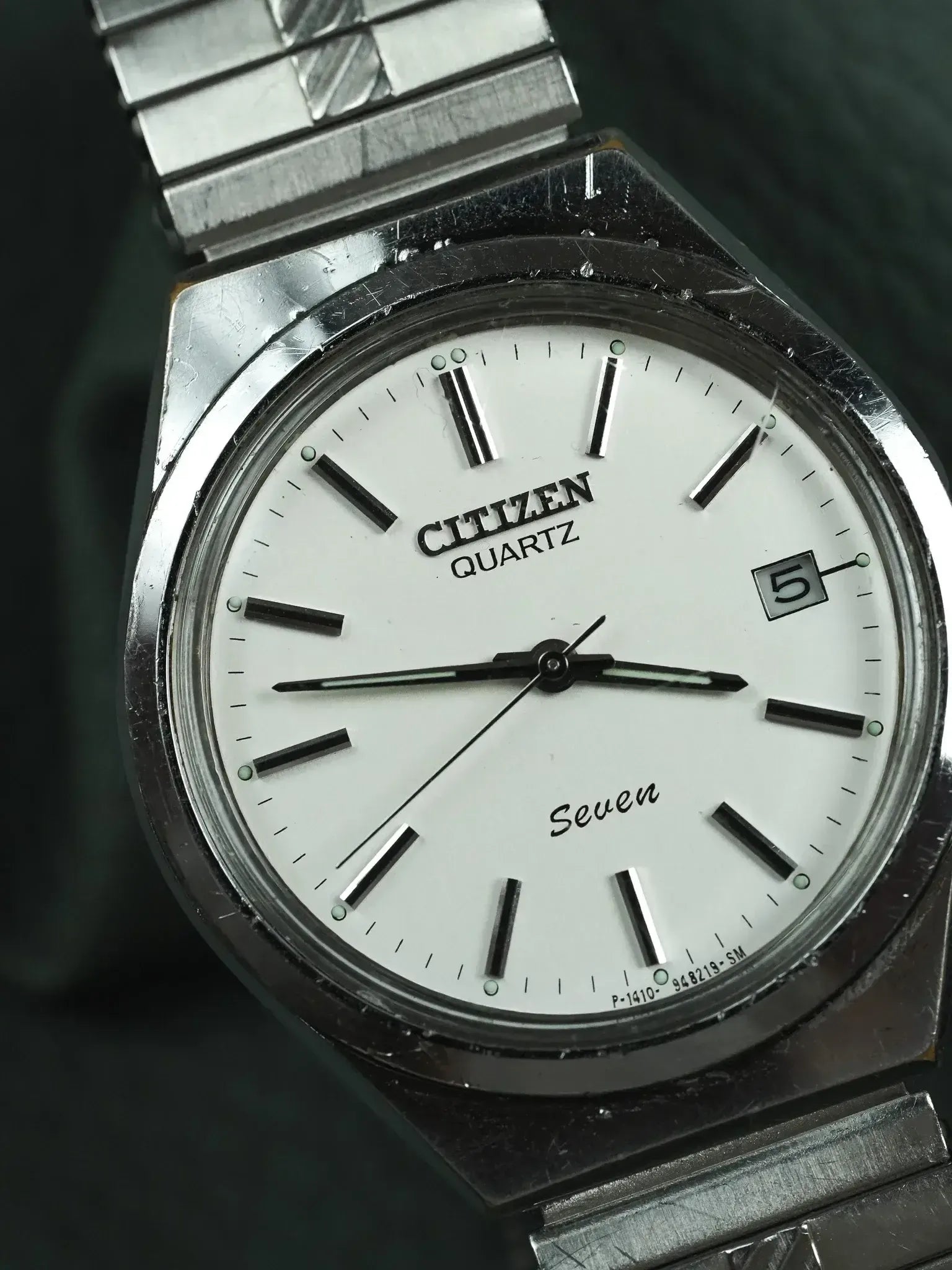 Citizen - Tonneau Acier Quartz Seven Date - 1990s - Atelier Victor