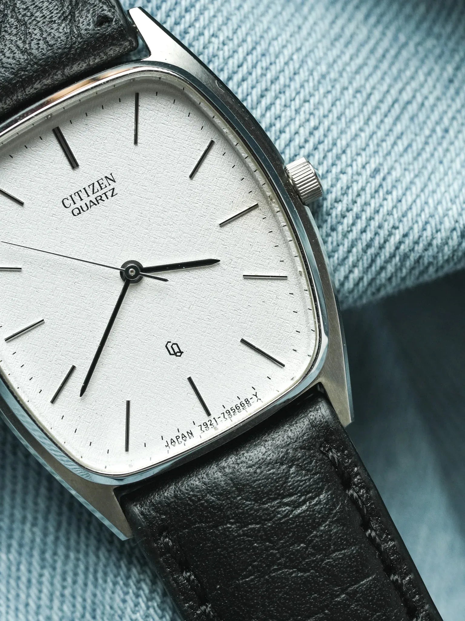 Citizen - Tonneau Acier Ultra slim Blanc sablé - NOS - 1989 - Atelier Victor