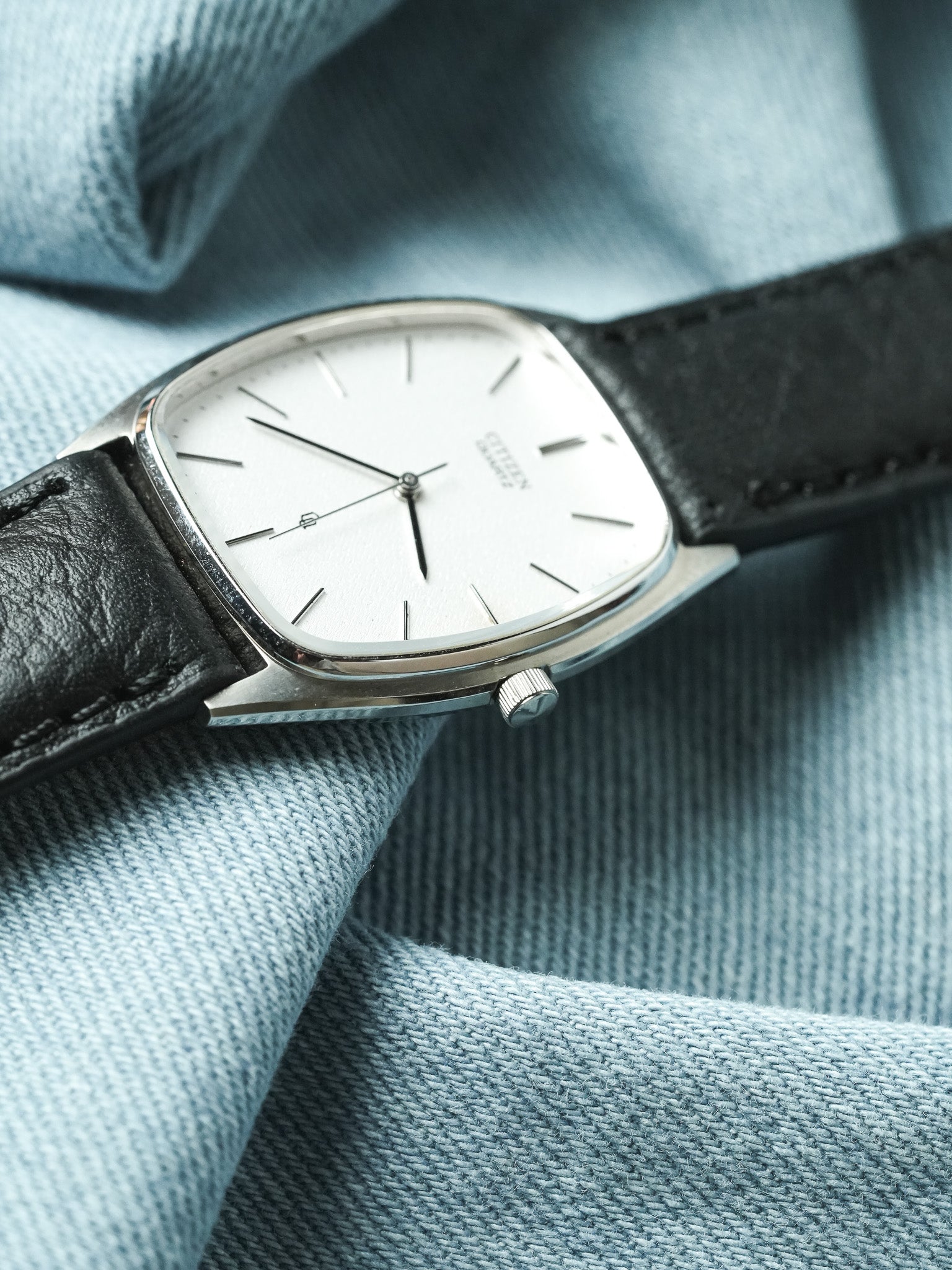 Citizen - Tonneau Acier Ultra slim Blanc sablé - NOS - 1989 - Atelier Victor - Vintage Shop