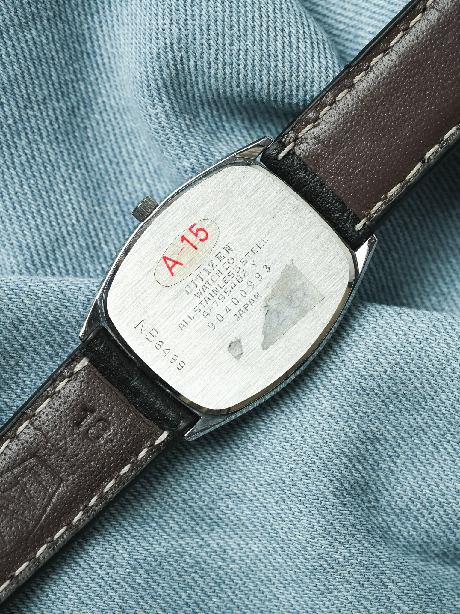 Citizen - Tonneau Acier Ultra slim Blanc sablé - NOS - 1989 - Atelier Victor - Vintage Shop