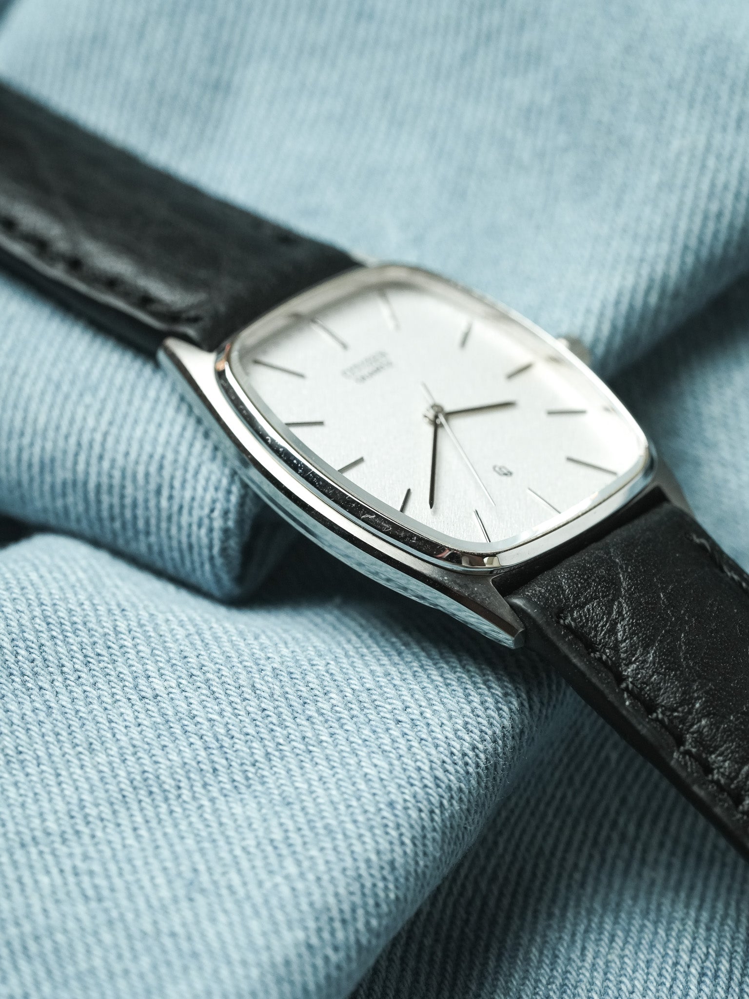 Citizen - Tonneau Acier Ultra slim Blanc sablé - NOS - 1989 - Atelier Victor - Vintage Shop