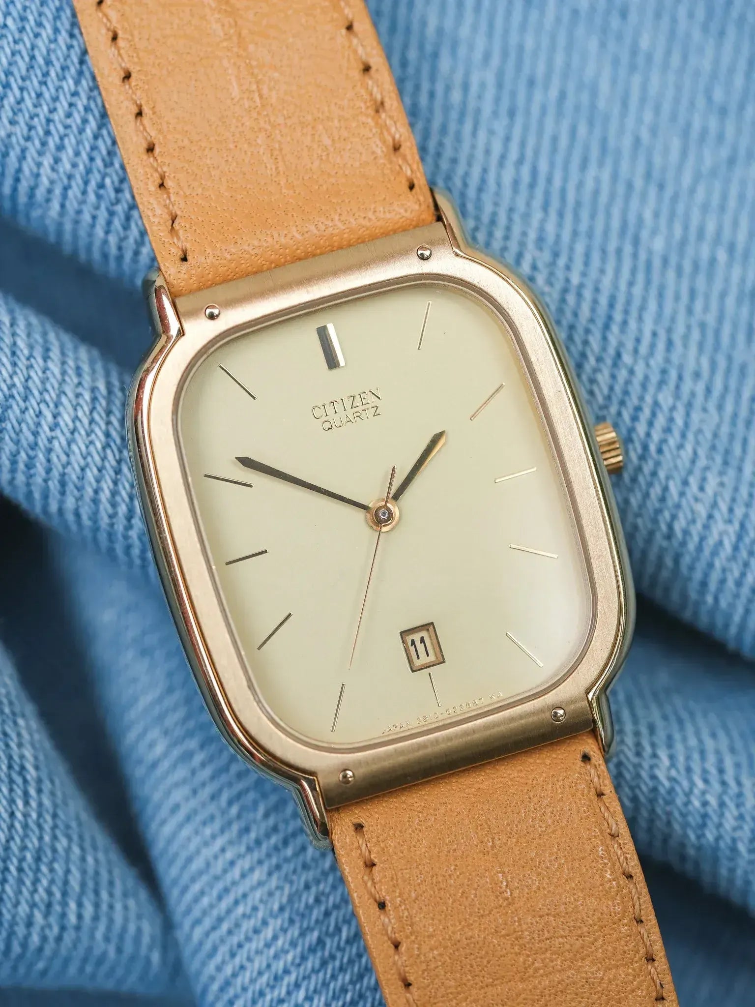 Citizen - Tonneau Citron Or Date 6h - NOS - 1985 - Atelier Victor