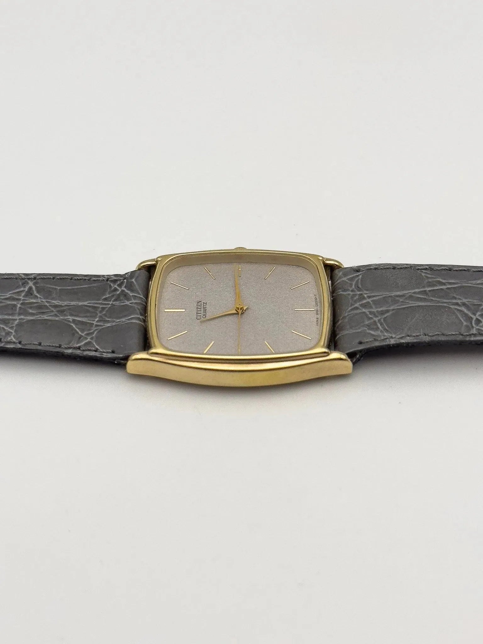 Citizen - Tonneau Grey Dust - NOS - 1990s - Atelier Victor Paris - Vintage Watch Shop Dubai