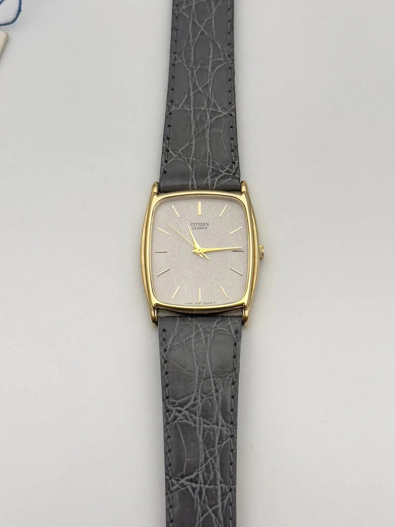 Citizen - Tonneau Grey Dust - NOS - 1990s - Atelier Victor Paris - Vintage Watch Shop Dubai