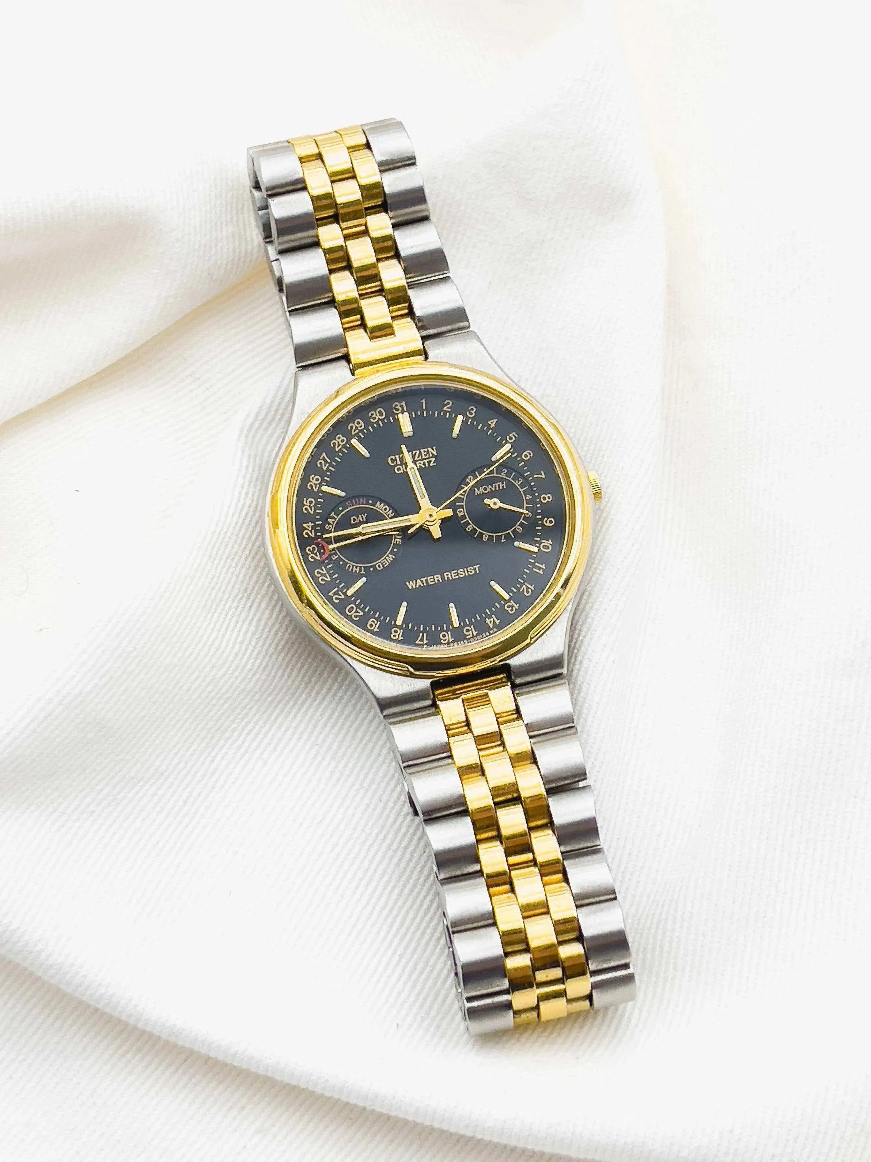 Citizen - Triple Calendar Jubilee - 1980s - Atelier Victor Paris - Vintage Watch Shop Dubai