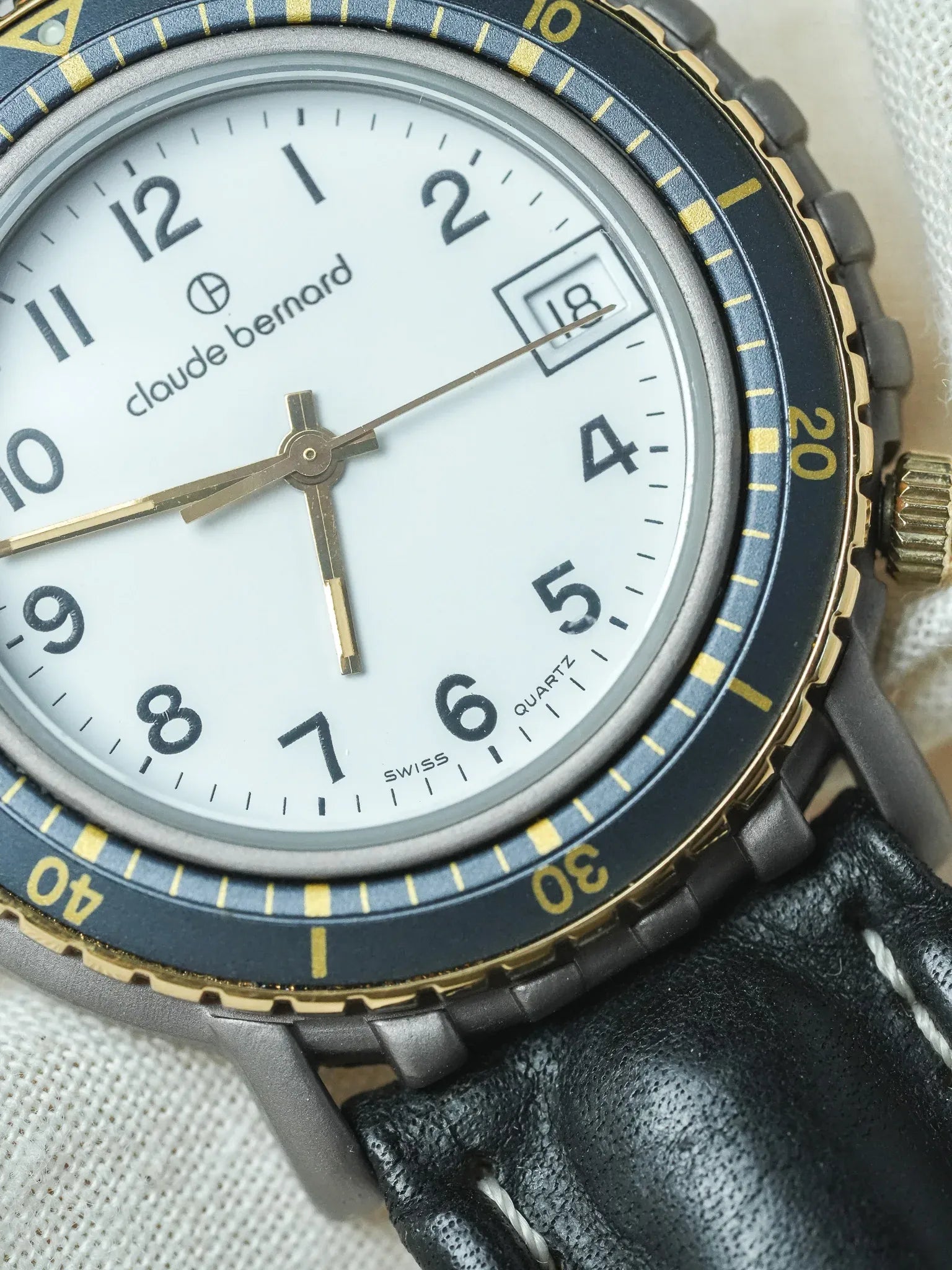 Claude Bernard - Anthracite Lunette Bleu - NOS - 1980s - Atelier Victor