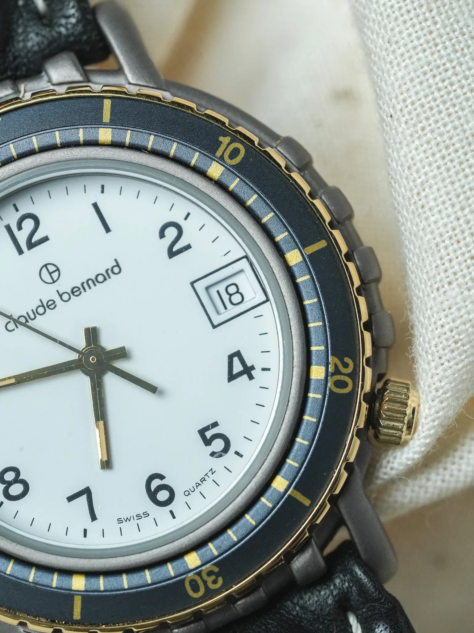 Claude Bernard - Anthracite Lunette Bleu - NOS - 1980s - Atelier Victor