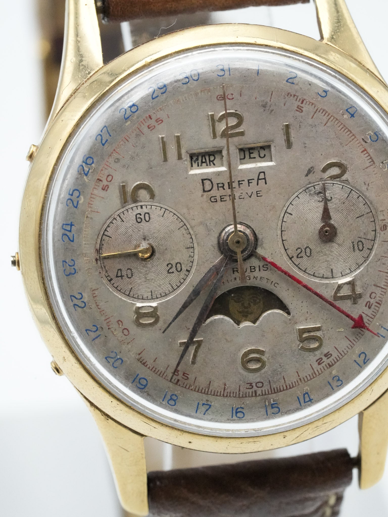 Dreffa Genève - Landeron 186 Chronographe Phase de Lune Triple Calendar - 1950s - Atelier Victor Paris - Vintage Watch Shop Dubai