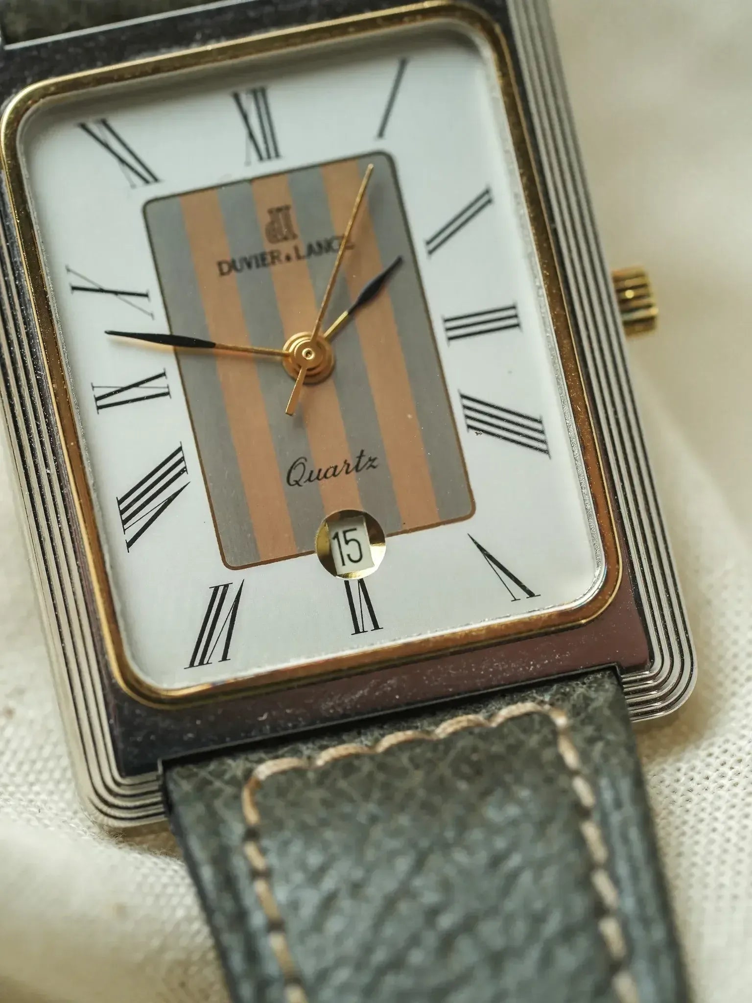 Duvier & Lange - Tank Stepcase Acier Or Acier Tapisserie - NOS - 1980s - Atelier Victor