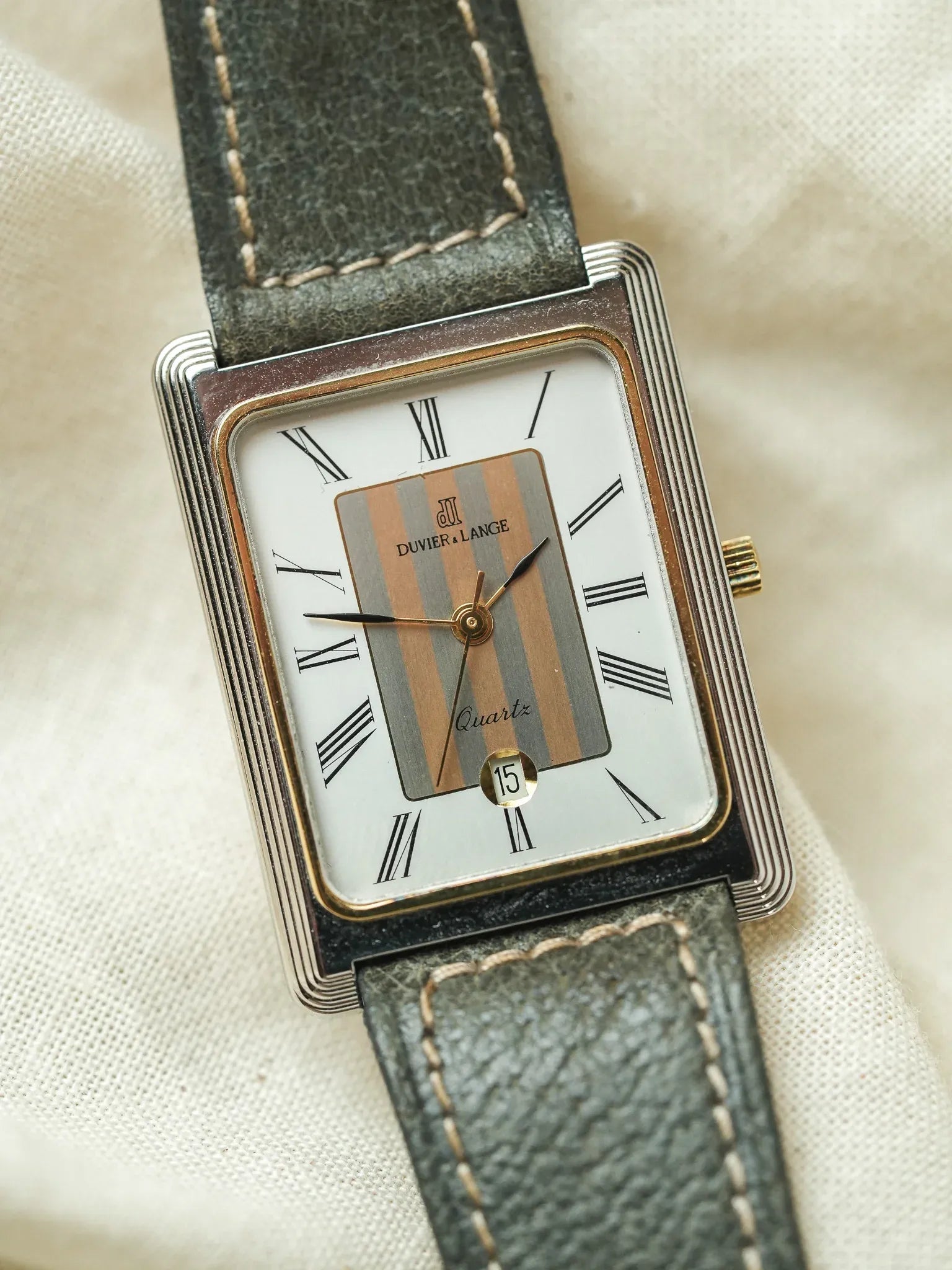 Duvier & Lange - Tank Stepcase Acier Or Acier Tapisserie - NOS - 1980s - Atelier Victor